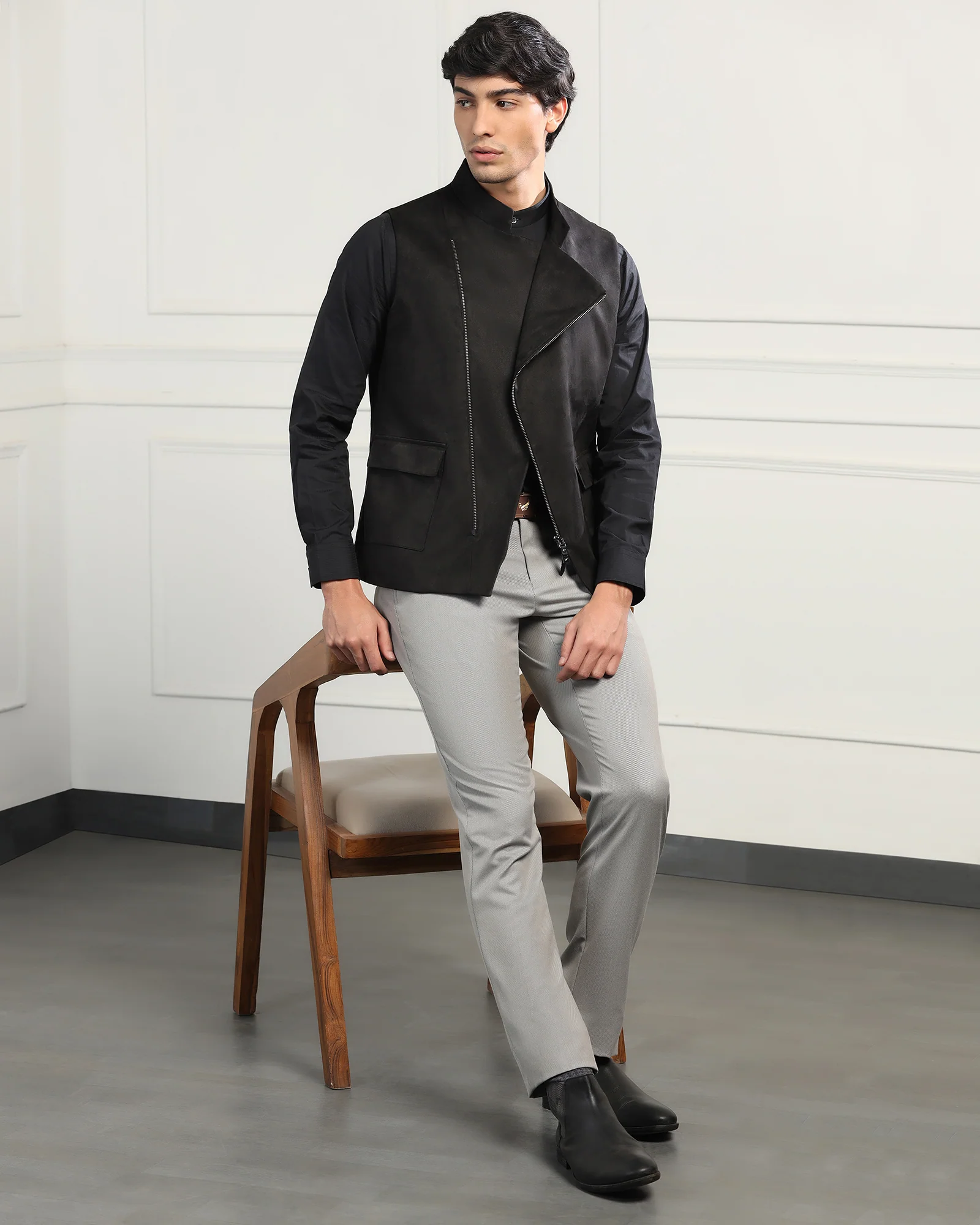 Bandhgala Formal Black Solid Waistcoat - Panther - Image 7
