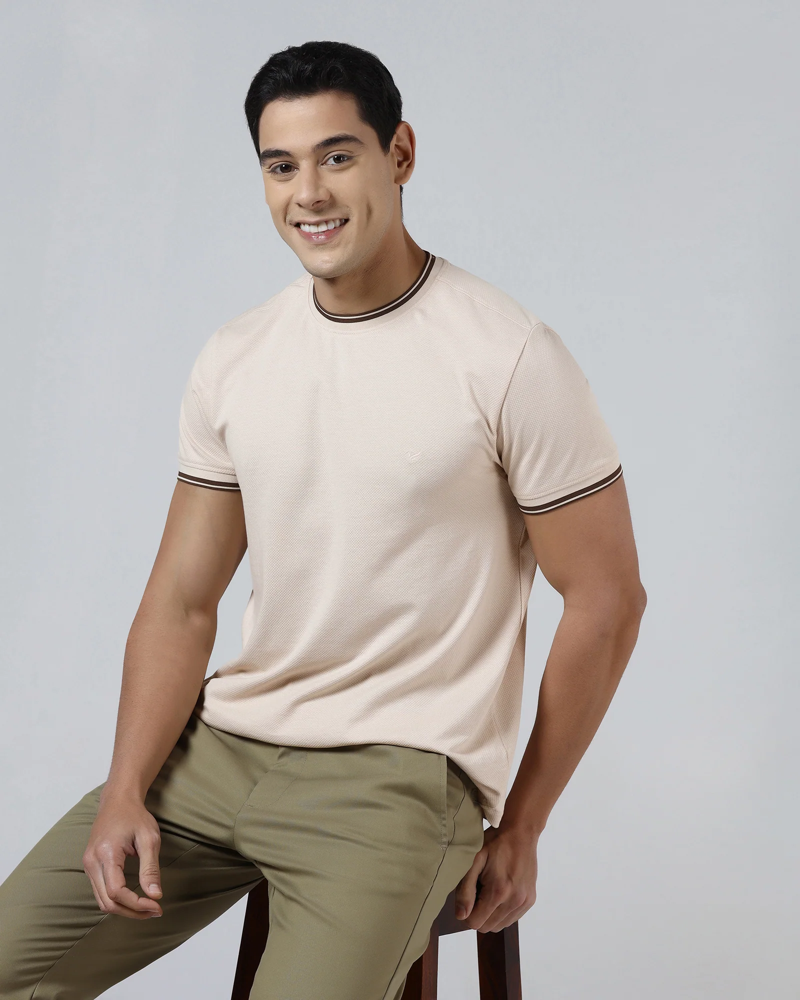 Beige Crew Neck Textured T-Shirt - Doloras - Image 9