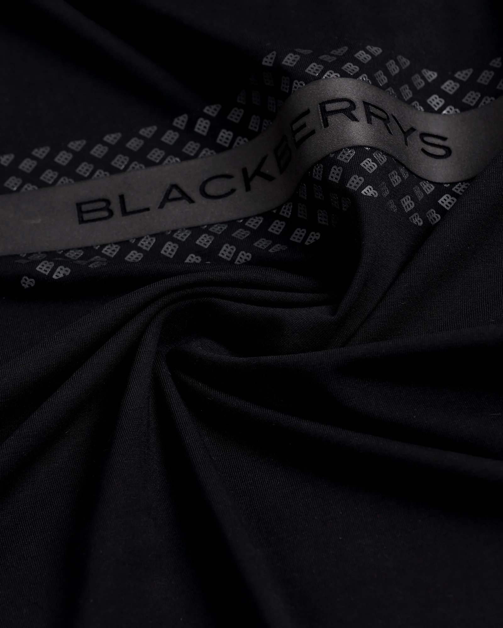 Black Crew Neck Solid T-Shirt - Zoro - Image 6