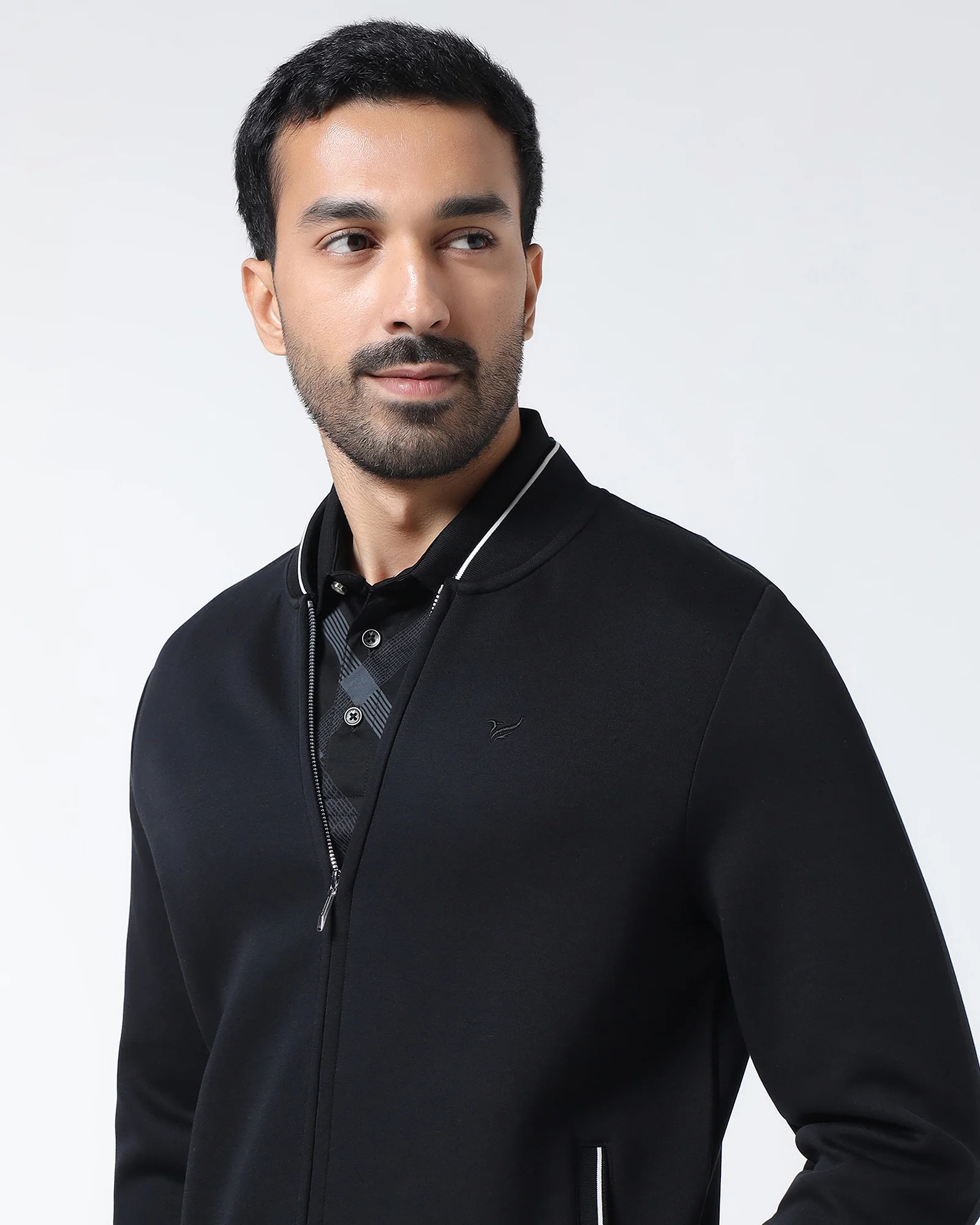 Black Hoodie Solid Sweatshirt - Morgo - Image 4