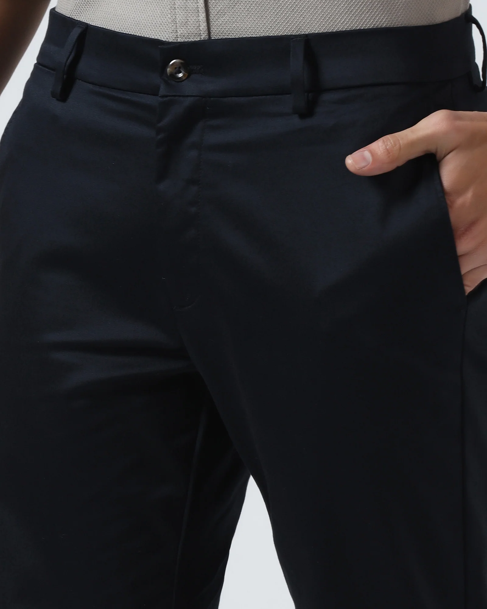 Black Non Iron Solid Khaki - Cypres - Image 4