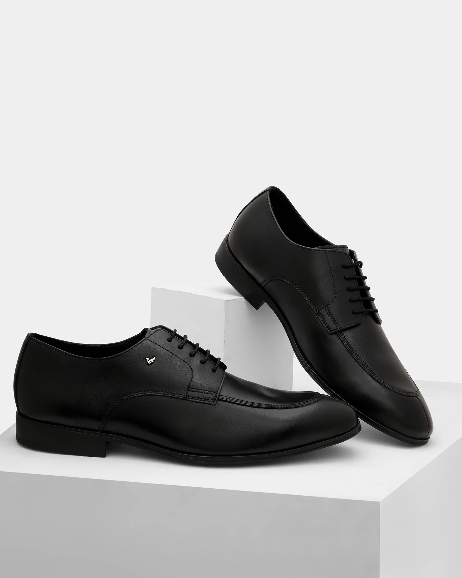 Black Solid Derby Shoes - Vachel