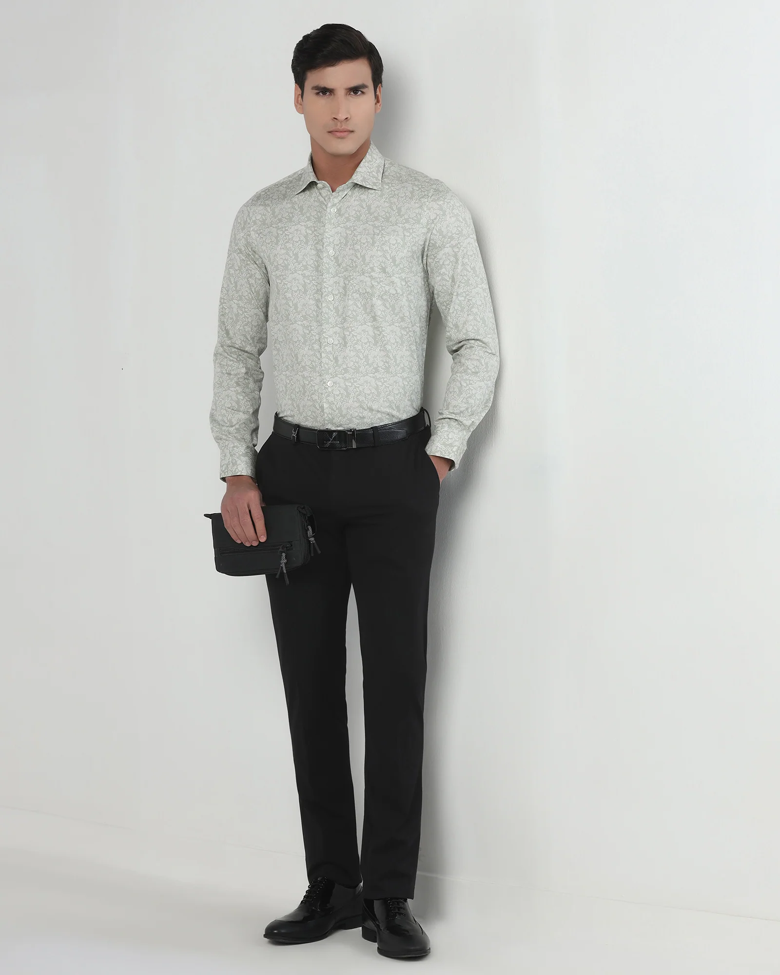 Black Solid Trouser - Oak - Image 7