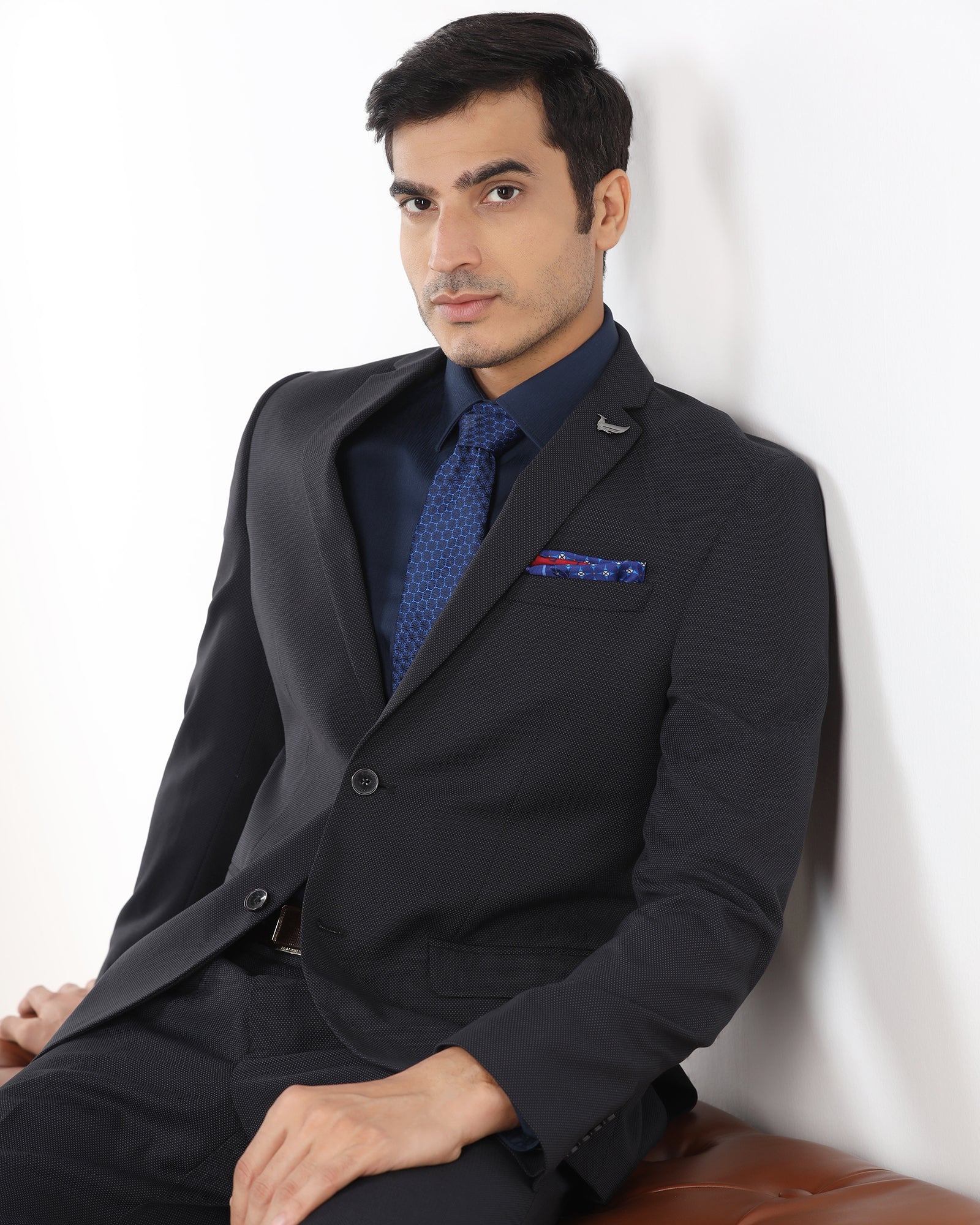 Black Two Piece Textured Suit - Hams - Image 9