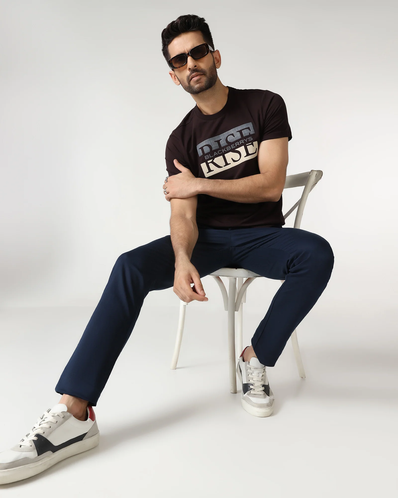 Brown Crew Neck Solid T-Shirt - Rise - Image 7