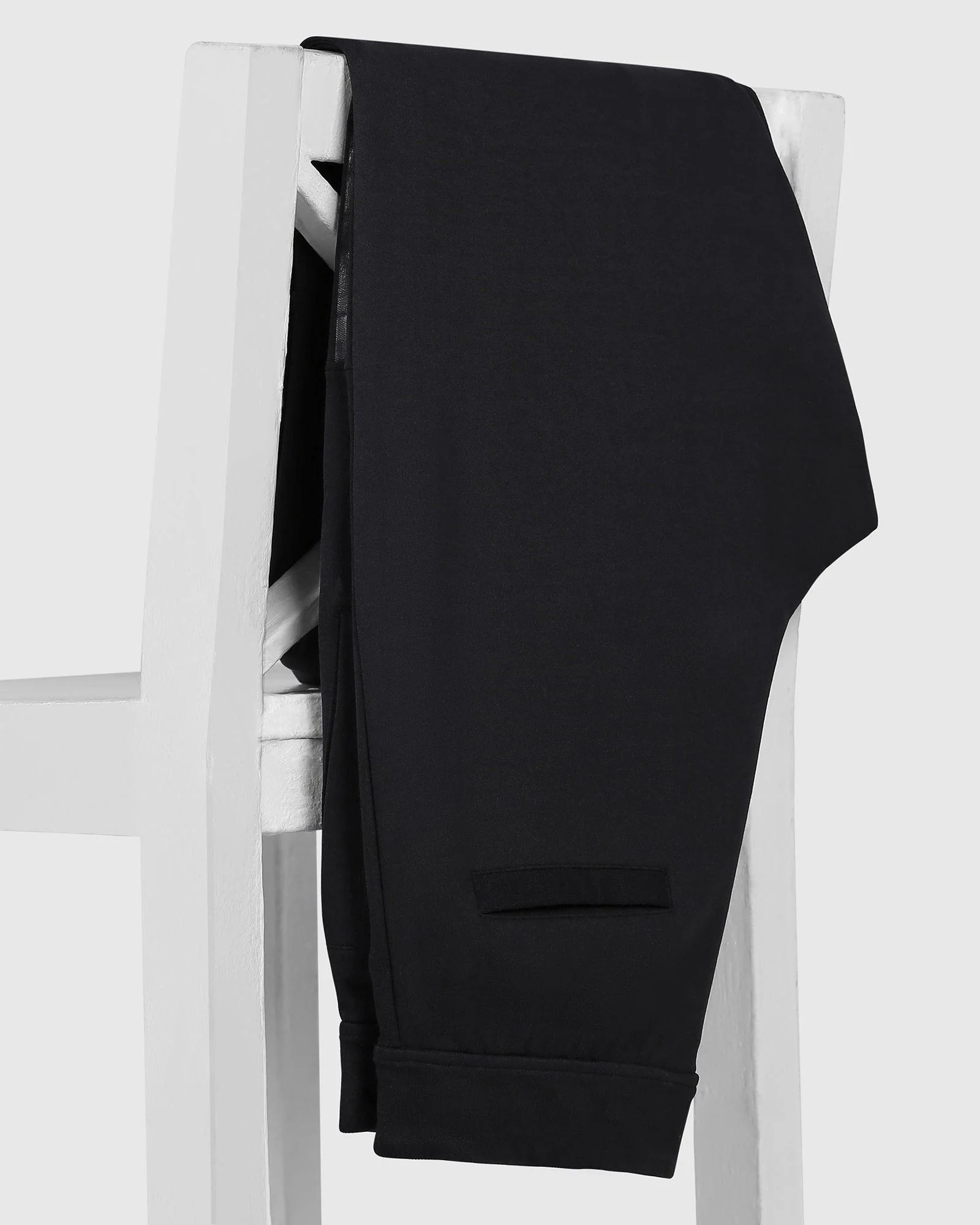 Casual Black Solid Jogger - Boss - Image 5