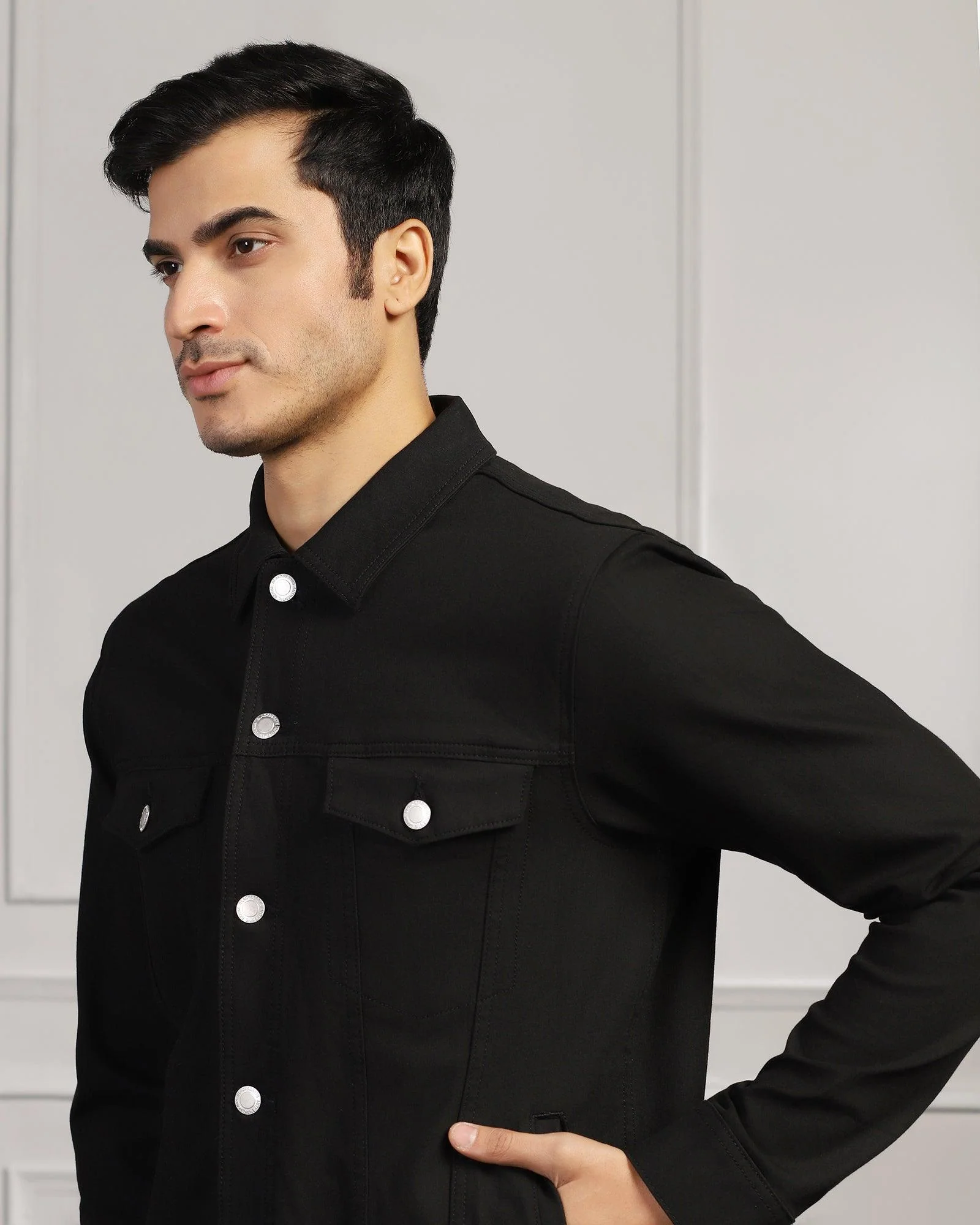 Casual Black Solid Denim Jacket - Jeunet - Image 4