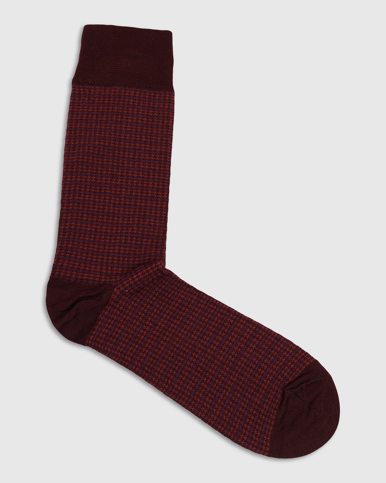Cotton Maroon Knitted Socks - Tauro - Image 4
