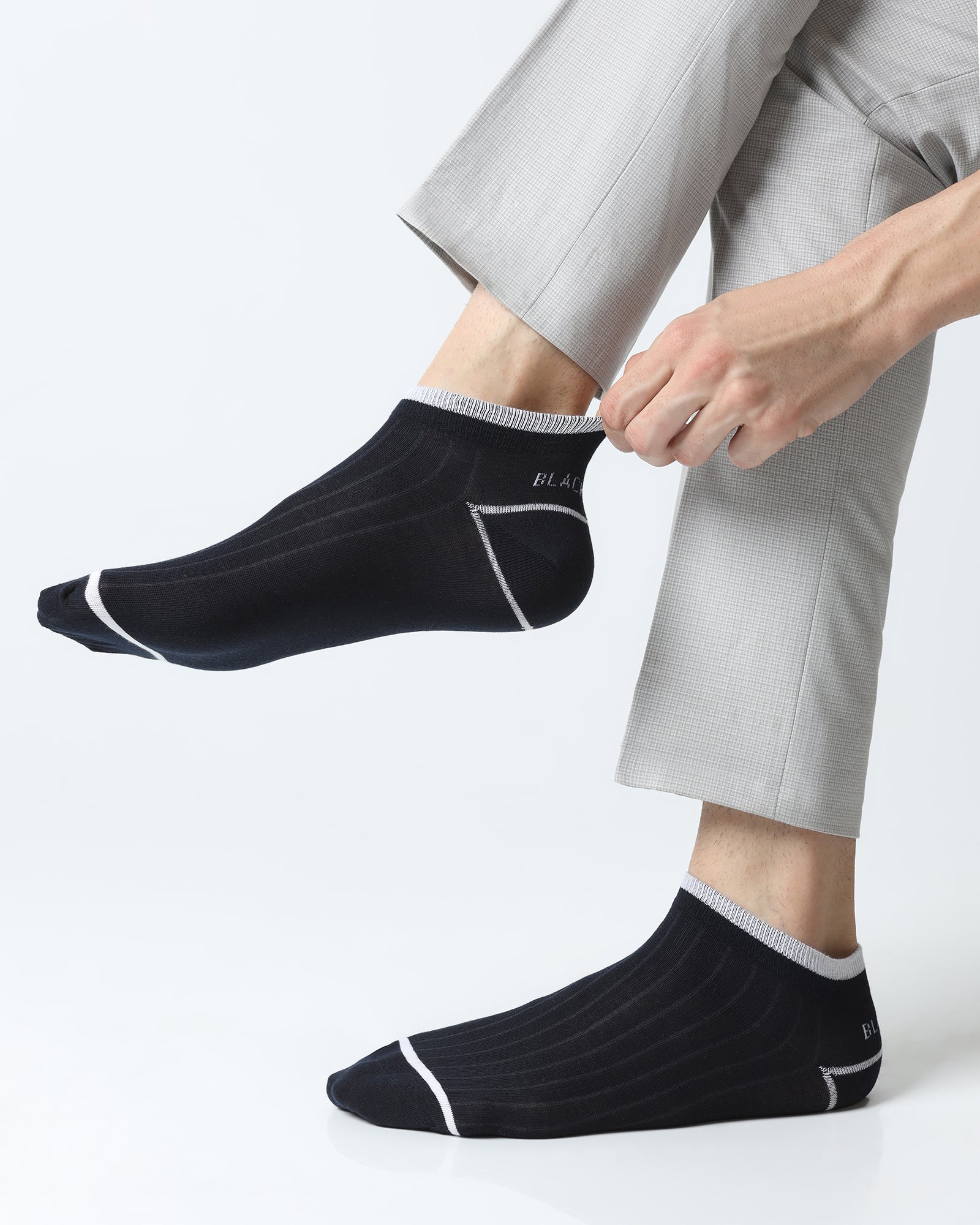 Cotton Multi Color Knitted Socks - Vasos - Image 5