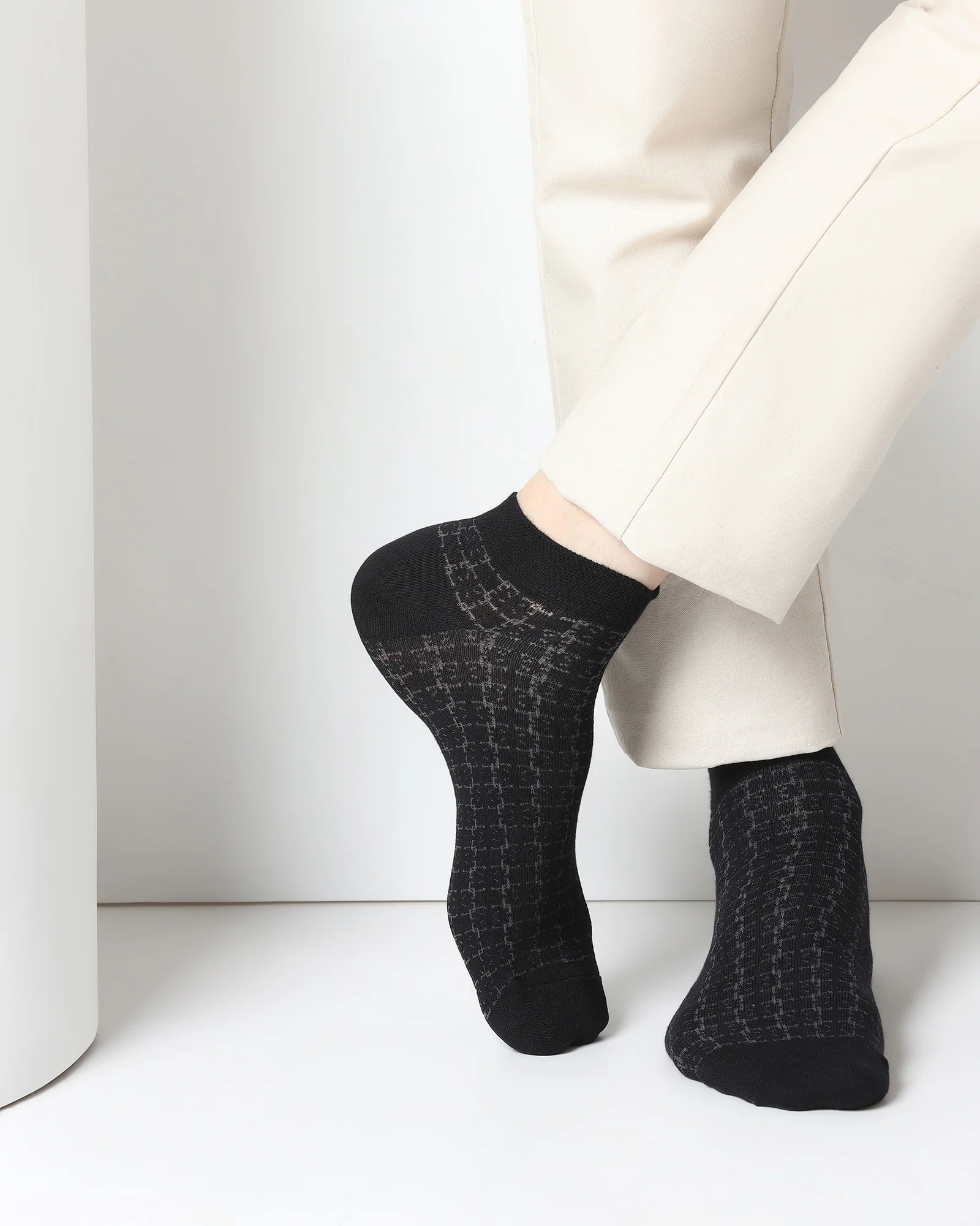 Cotton Multi Color Knitted Socks - Visso - Image 5