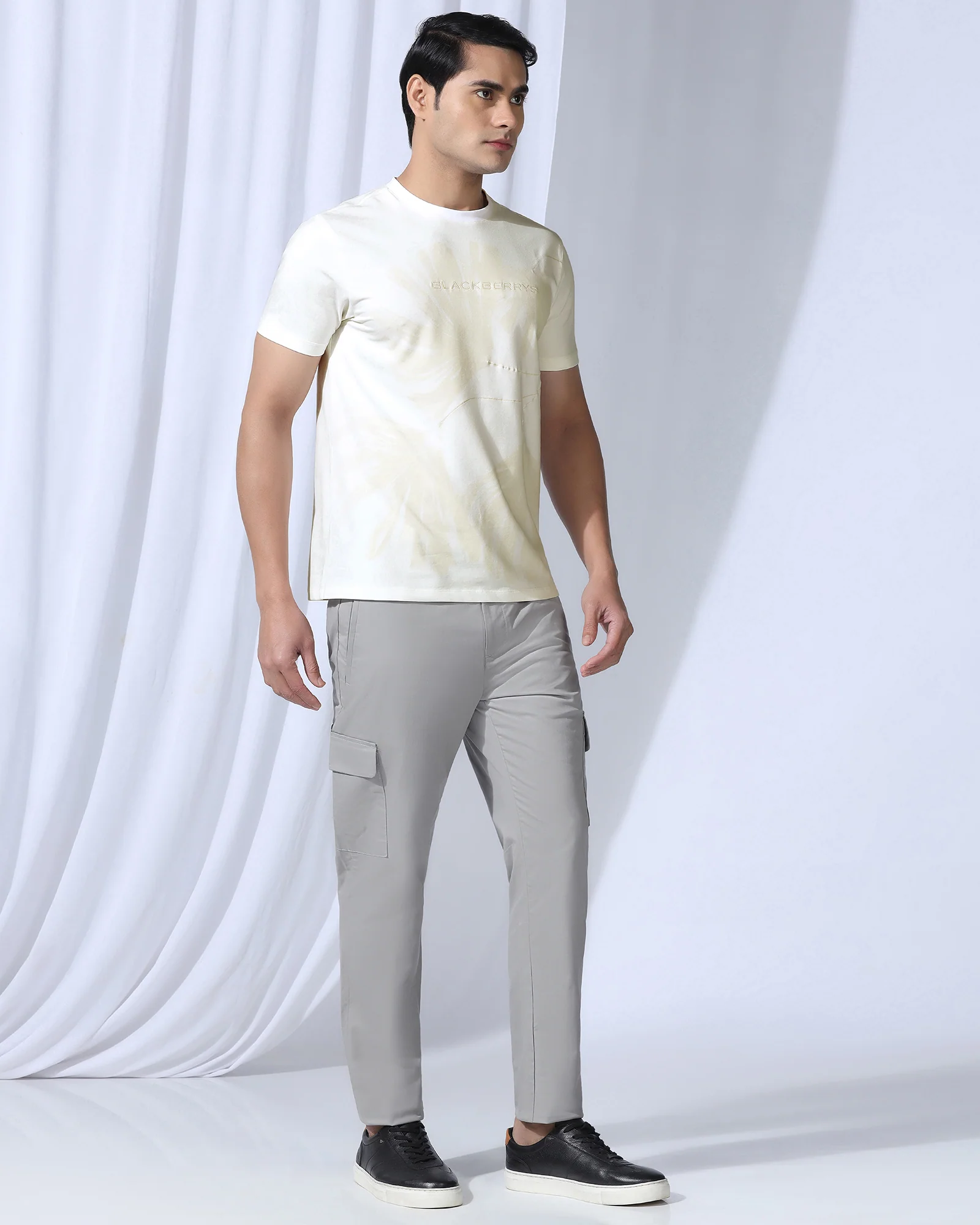 Crew Neck Off White Printed T-Shirt - Gingko - Image 3