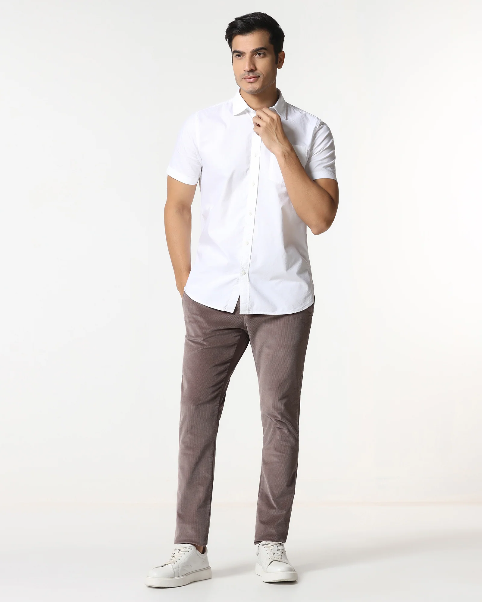 Dusty Pink Corduroy Solid Khakis - Gerone