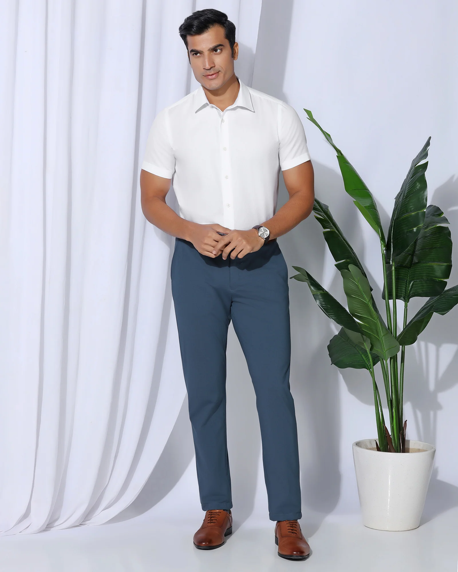 Formal Half Sleeve White Textured Shirt - Noir - Image 7