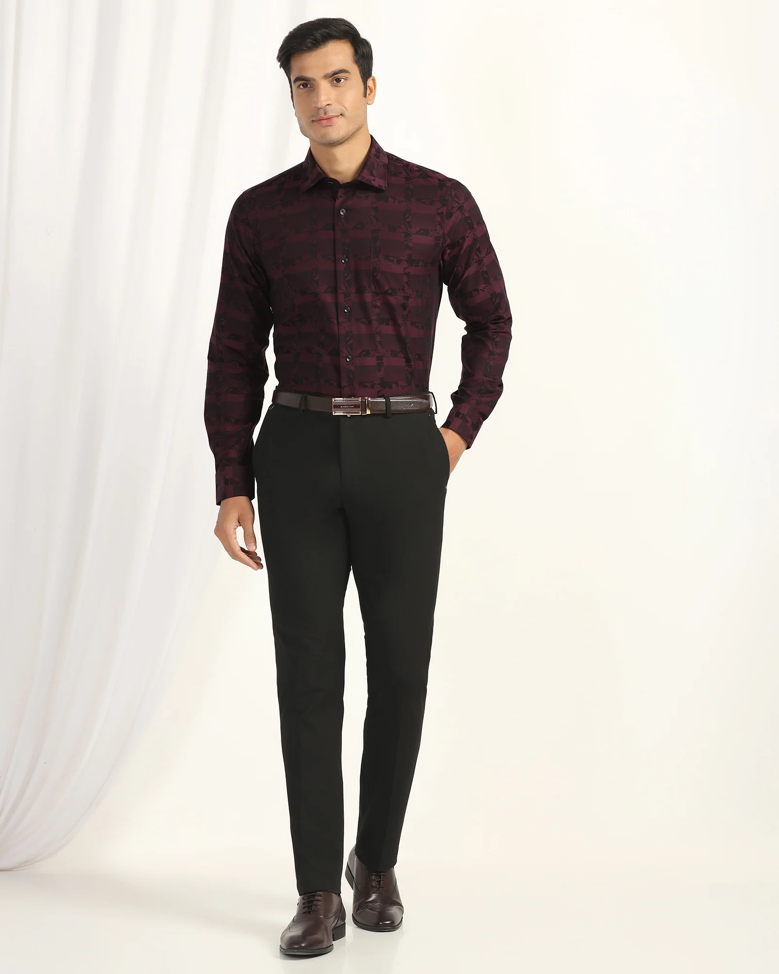 Formal Wine Jacquard Shirt - Latin - Image 3