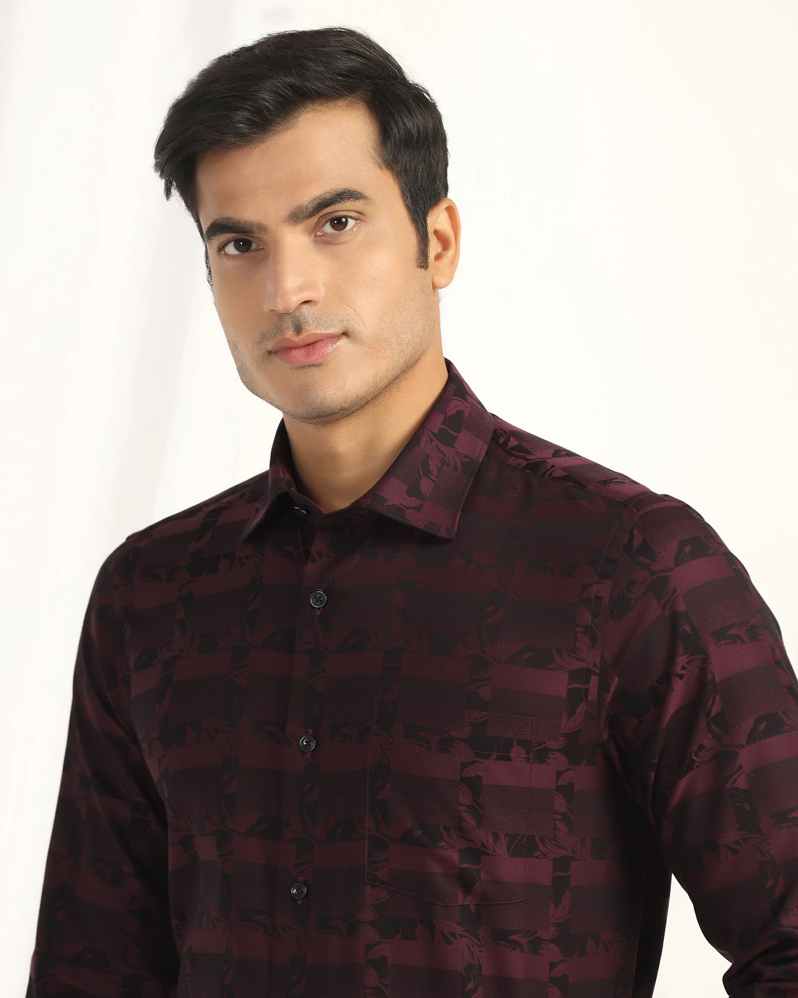 Formal Wine Jacquard Shirt - Latin - Image 4