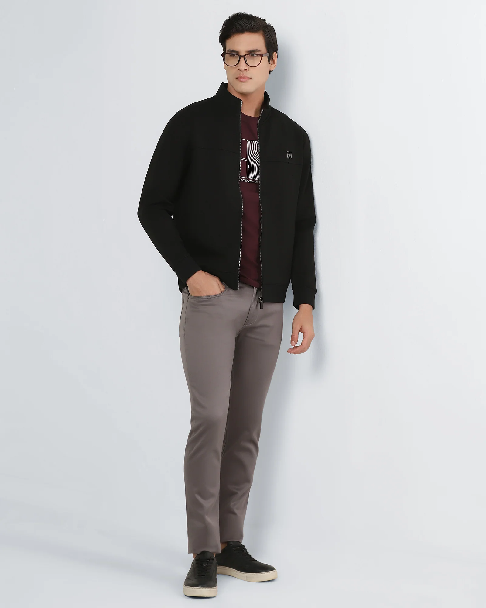 High Neck Black Solid Sweatshirt - Ryukk - Image 5