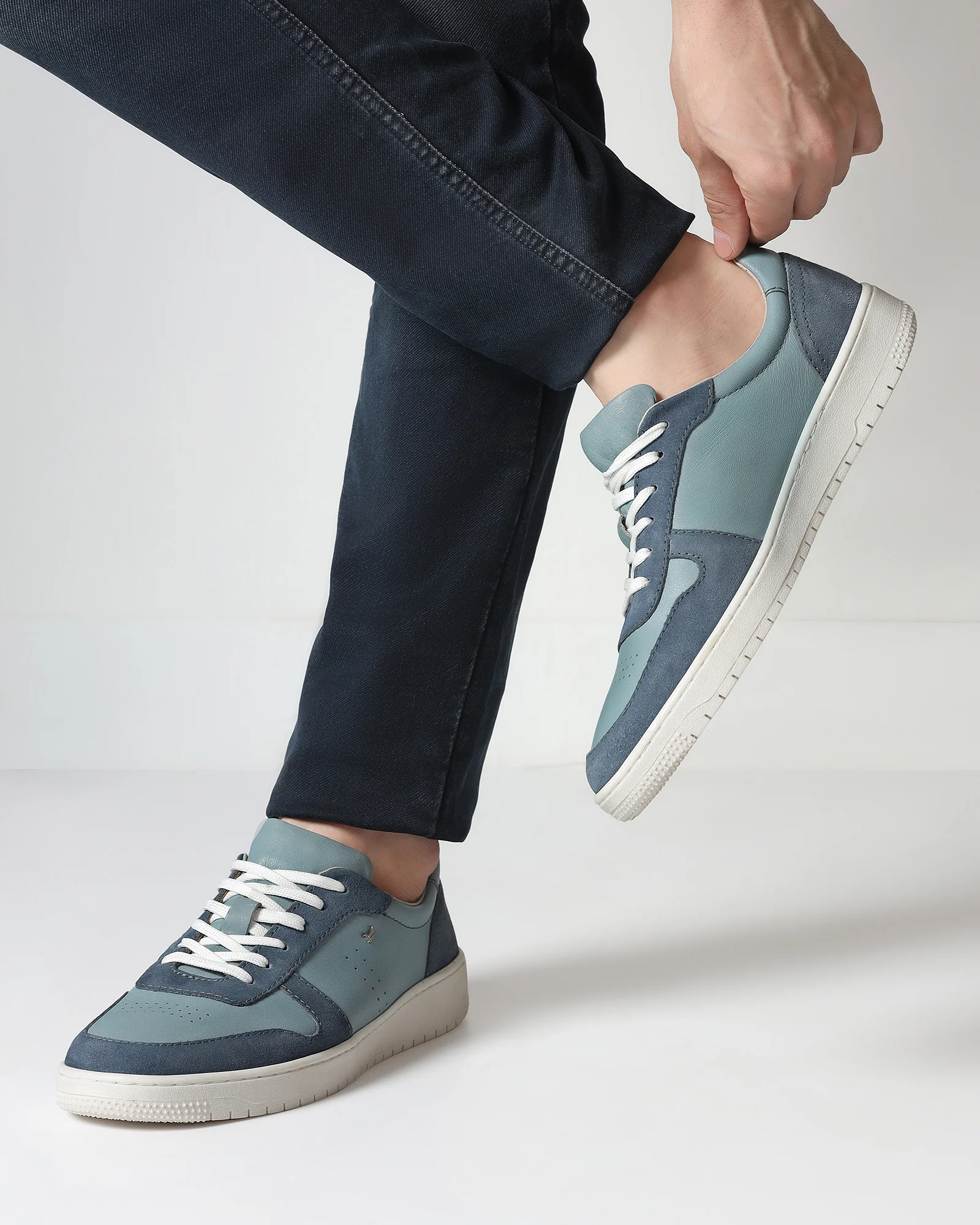 Leather Blue Solid Sneakers - Venice - Image 11
