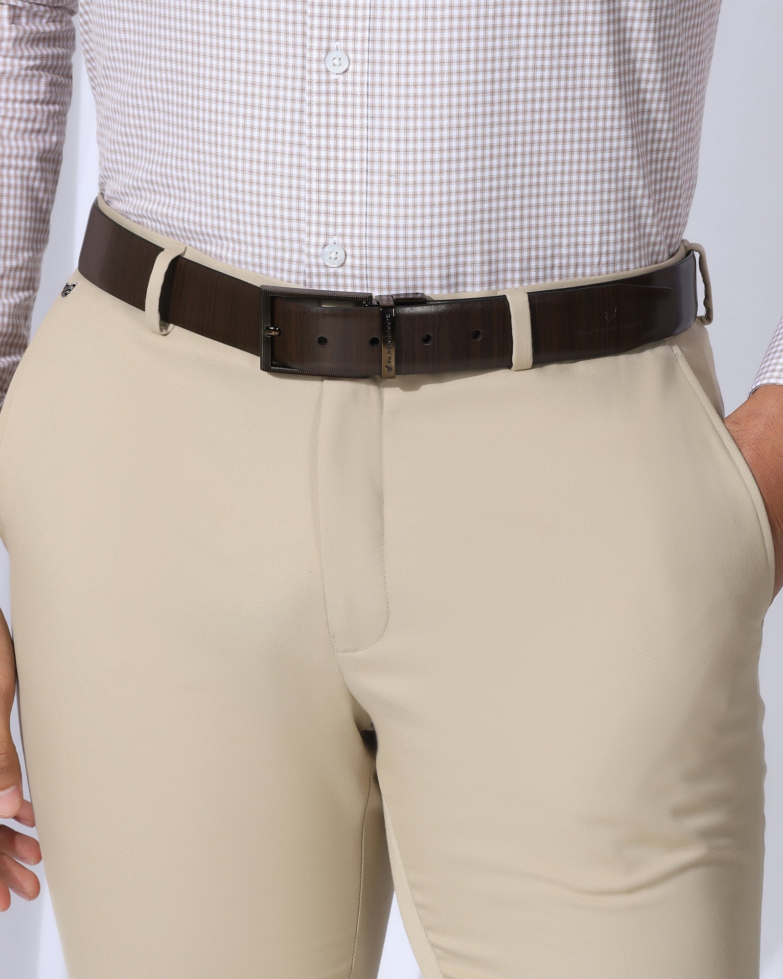 Leather Reversible Black & Tan Textured Belt - Vallen - Image 6