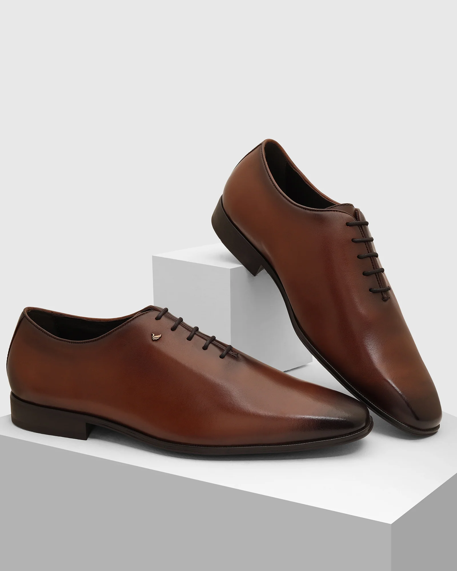 Leather Tan Burgundy Solid Shoes - Von - Image 2