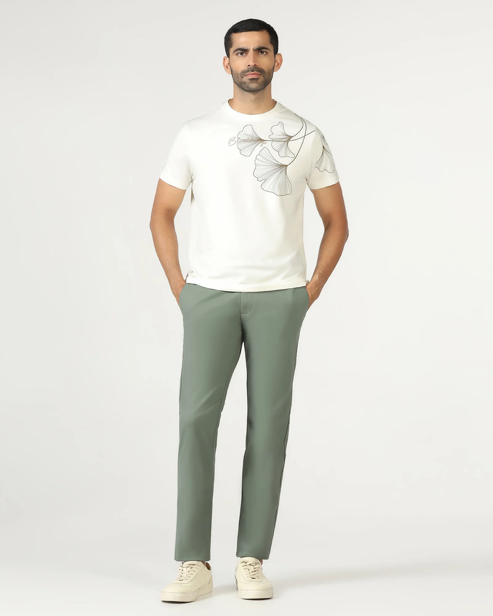 Off White Crew Neck Solid T-Shirt - Roxx - Image 3