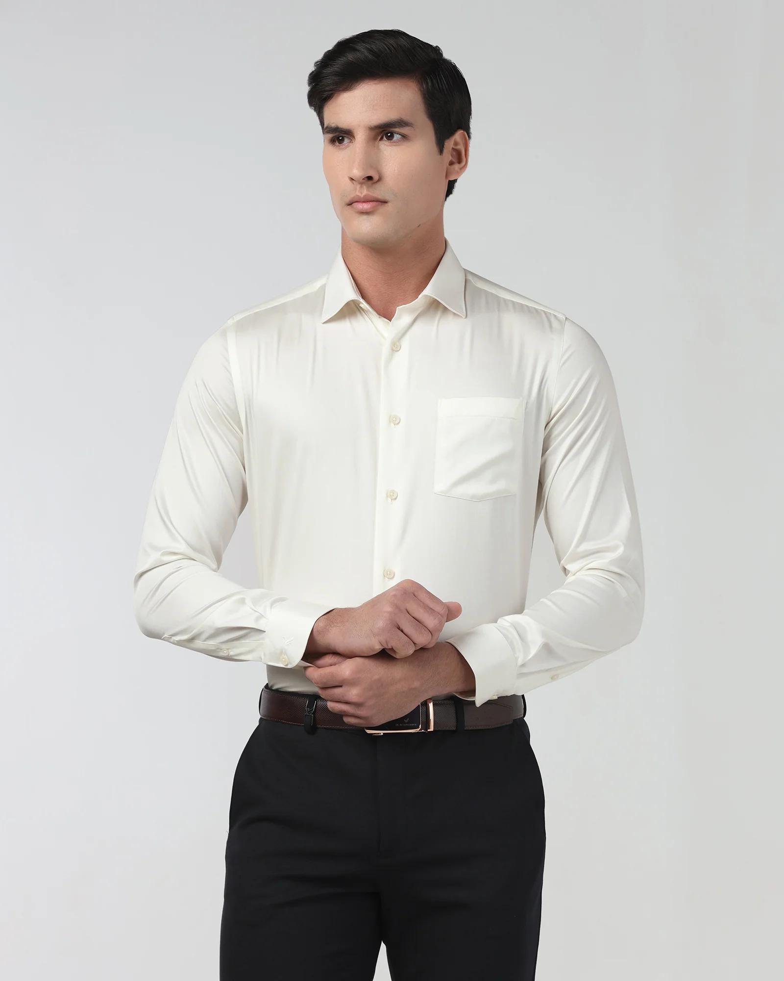 Off White Unwrinkle Solid Shirt - Sylvia