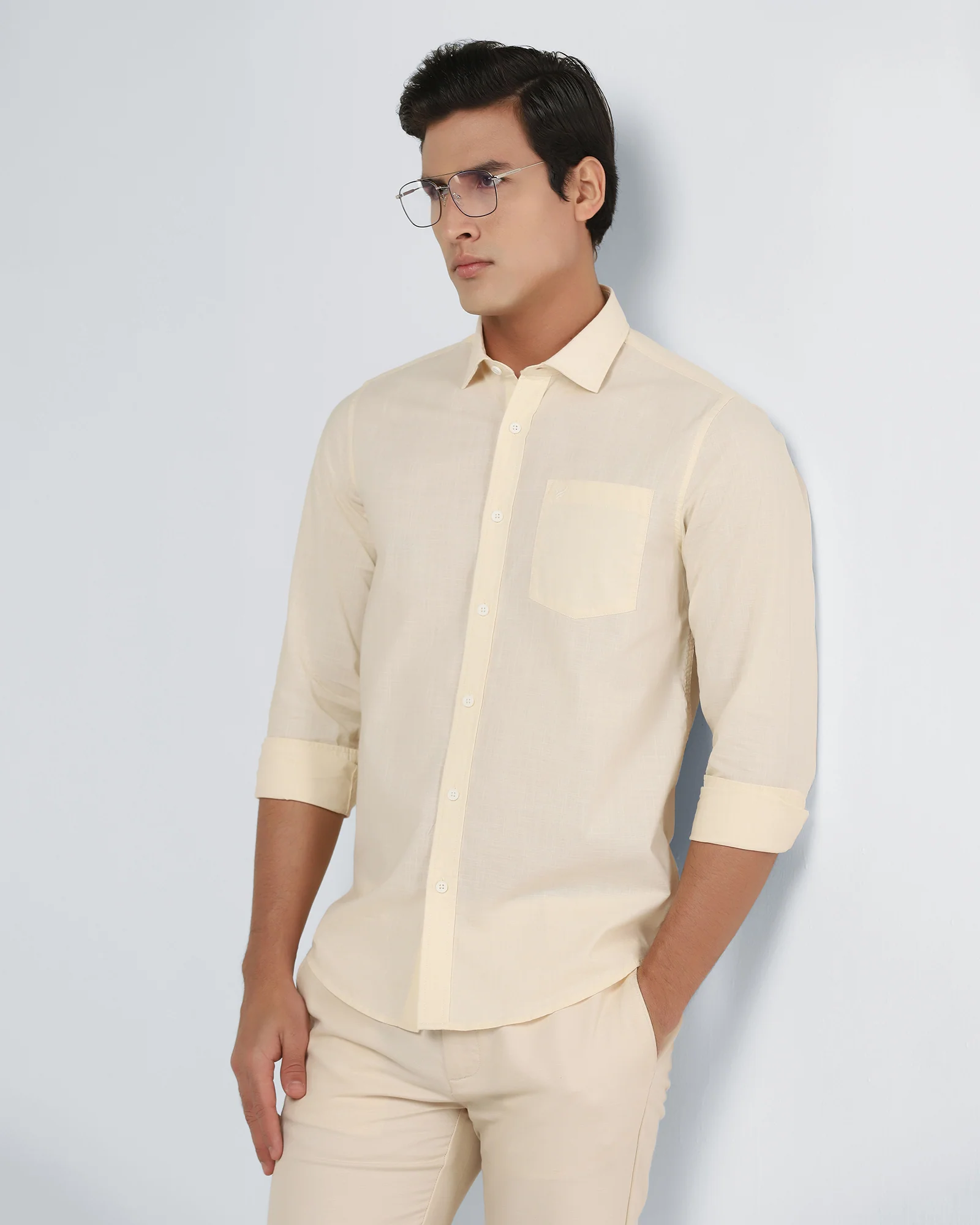 Off White Solid Shirt - Gobert