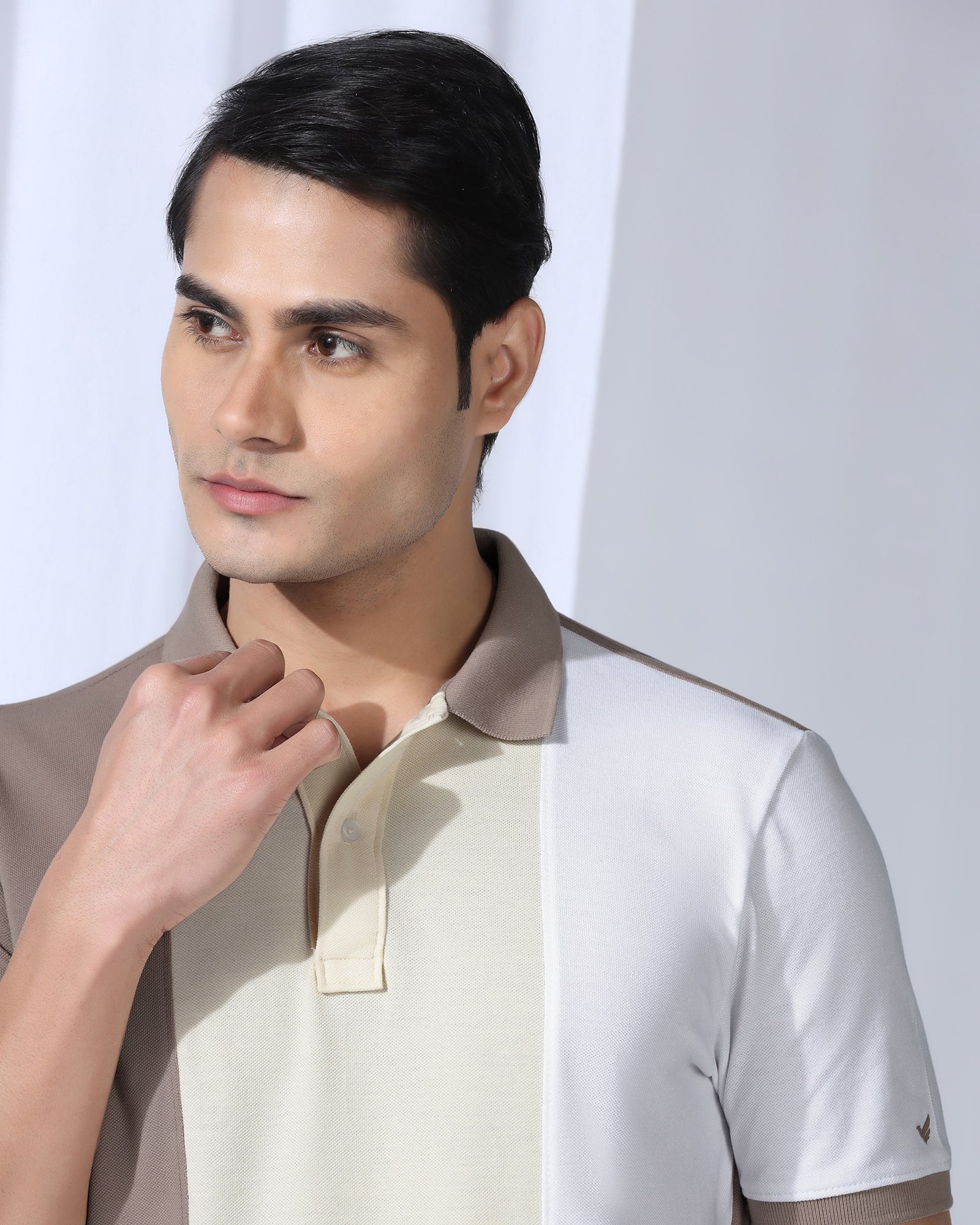 Polo Beige Solid T-Shirt - Juniper - Image 4