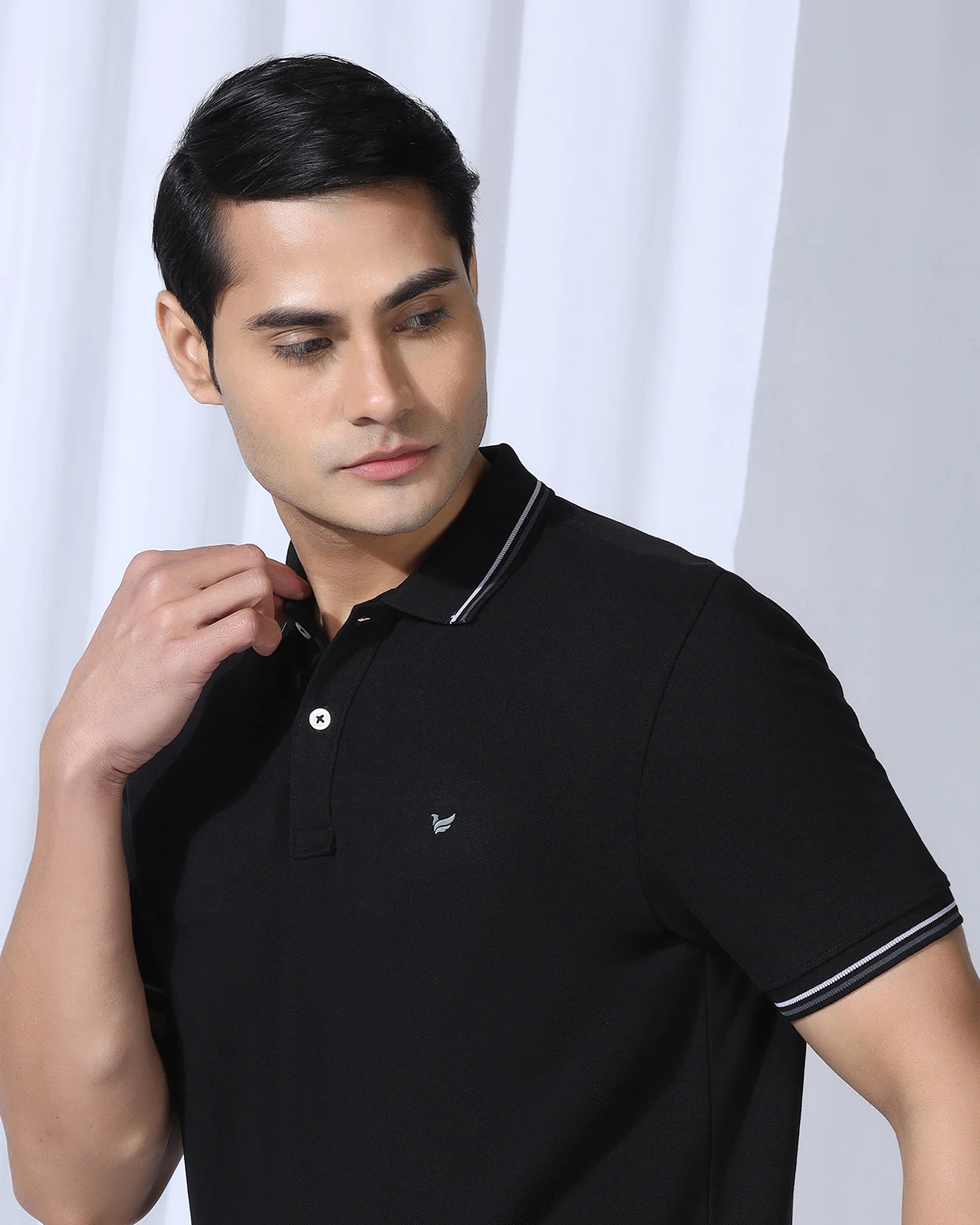 Polo Black Solid T-Shirt - Zephyr - Image 4