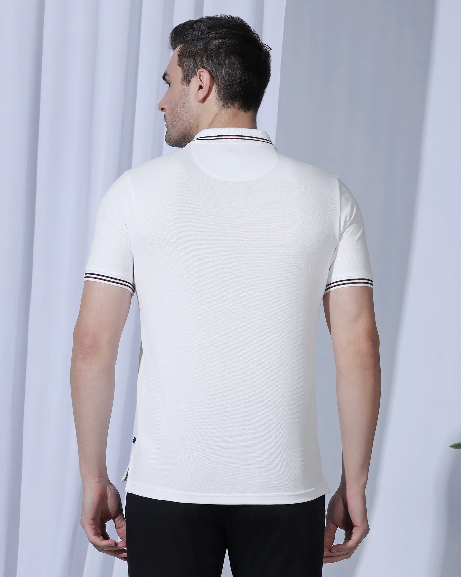 Polo White Solid T-Shirt - Zephyr - Image 2