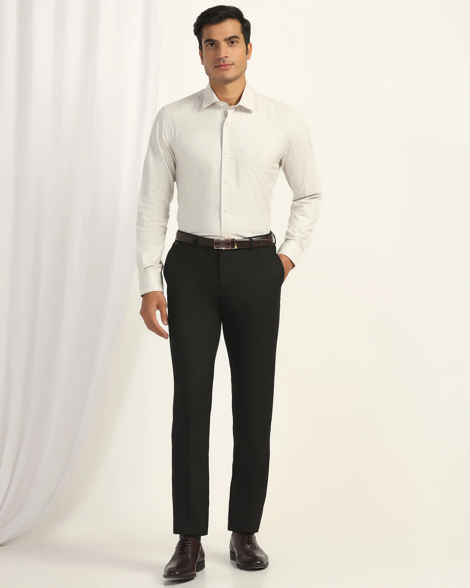 Slim Comfort B-95 Formal Black Solid Trouser - Oak
