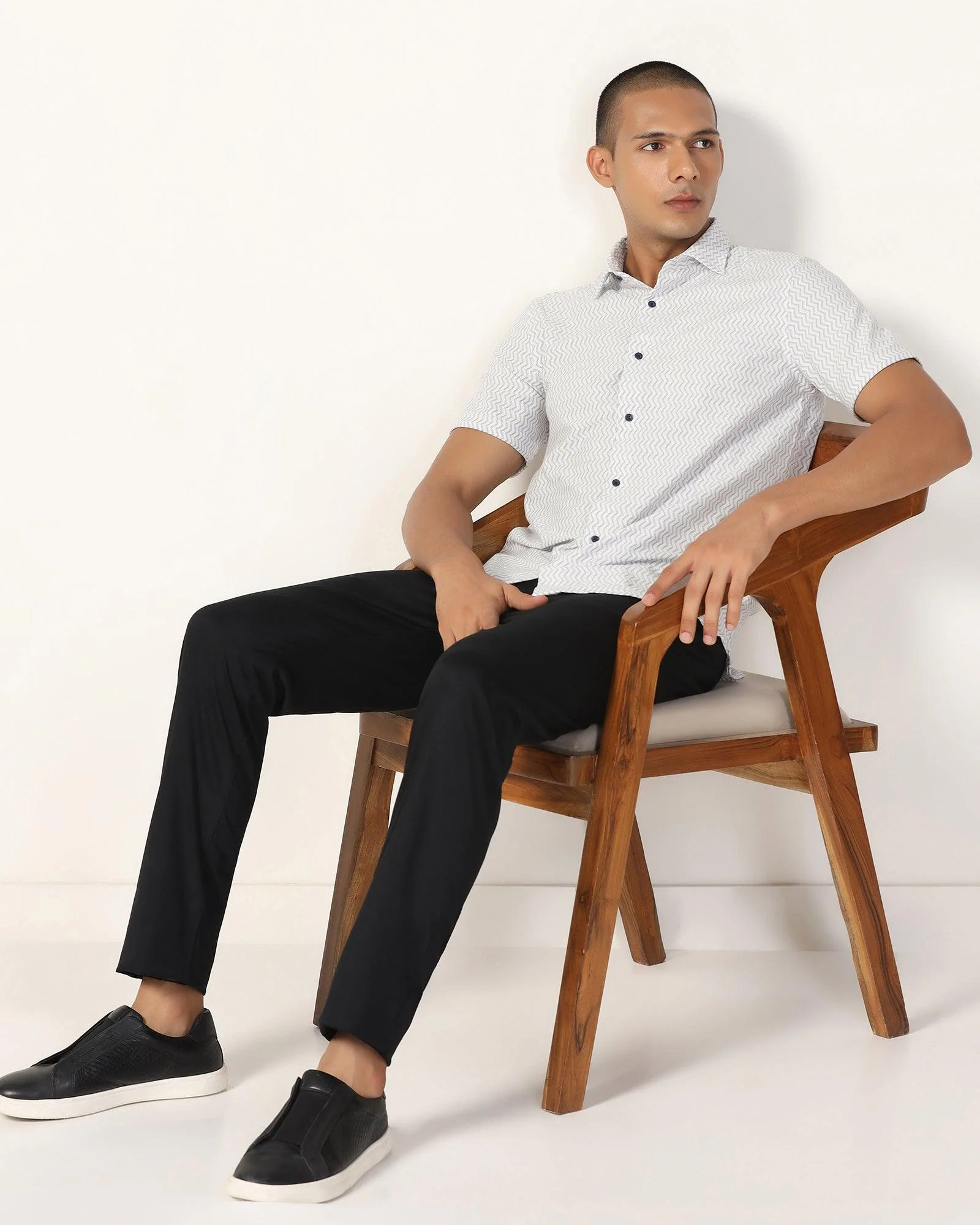 Slim Comfort B-95 Casual Black Solid Khakis - Marico - Image 7