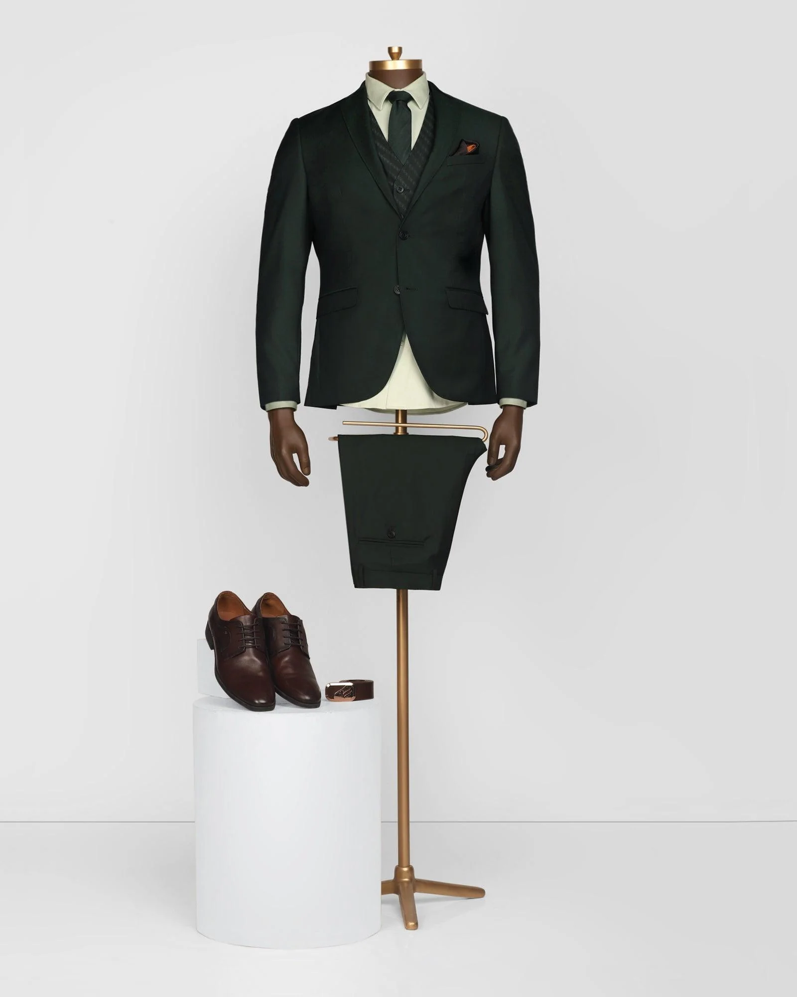 Luxe Three Piece Green Solid Formal Suit - Cyprus - Image 10