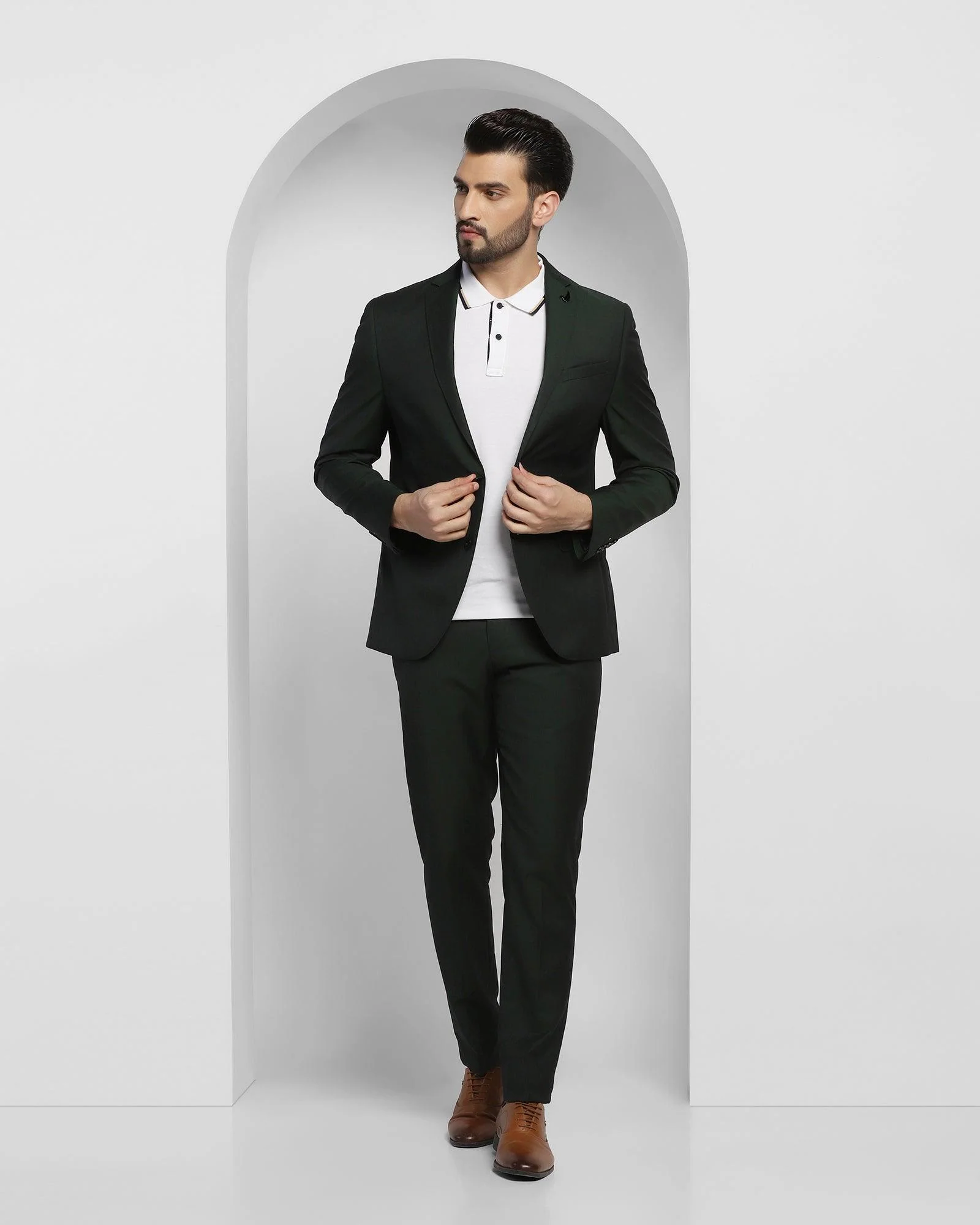 Luxe Three Piece Green Solid Formal Suit - Cyprus - Image 9