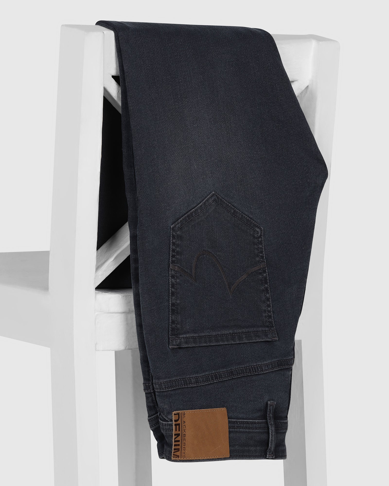 Superflex Slim Yonk Fit Black Jeans - Kyla - Image 5