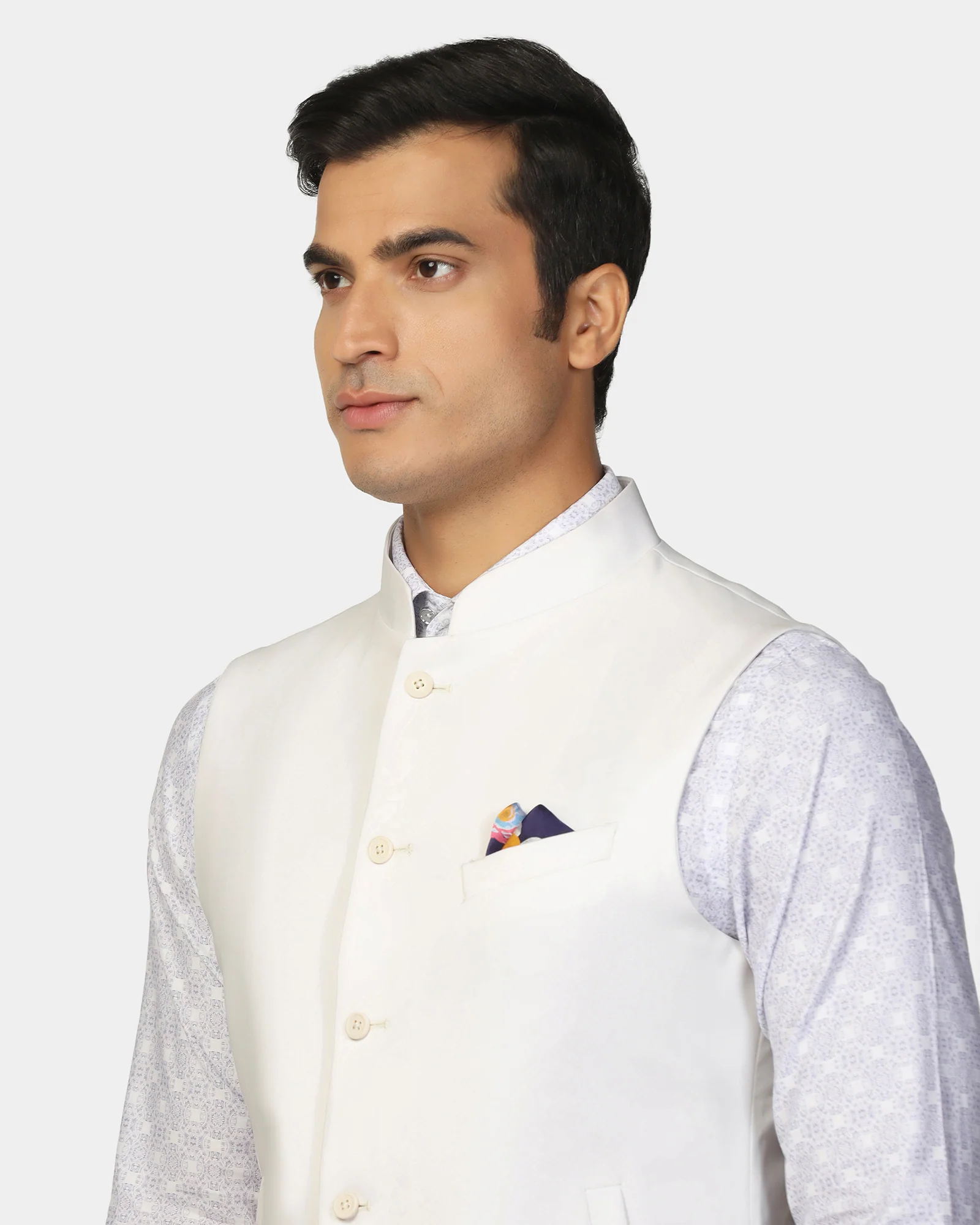 TechPro Bandhgala Formal White Solid Waistcoat - Travalo - Image 4
