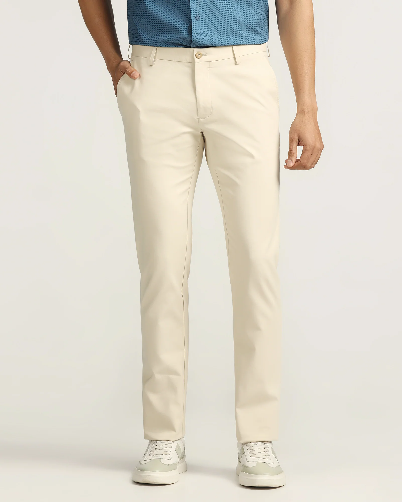 TechPro Slim Fit B-91 Casual Beige Solid Khakis - Sandy - Image 3
