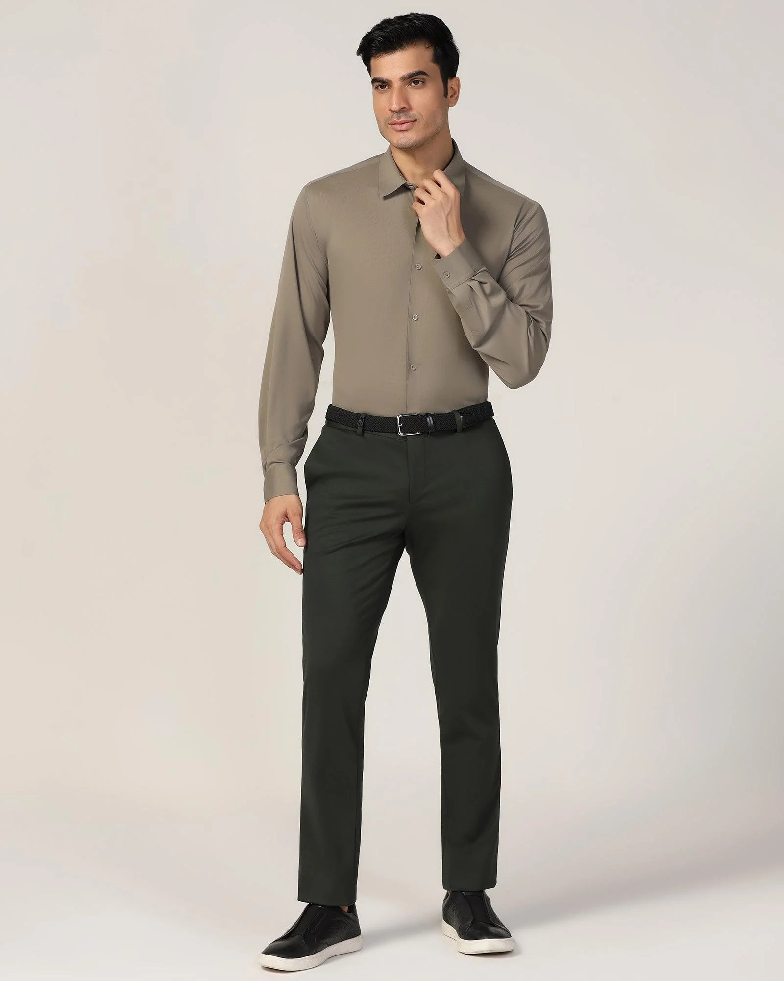 TechPro Slim Fit B-91 Formal Green Solid Trouser - Explorer