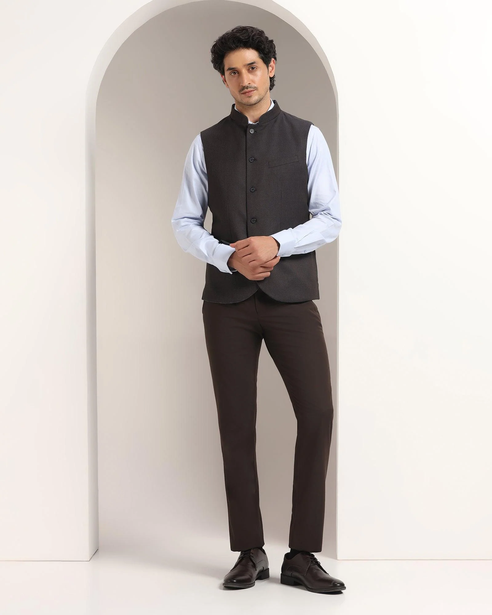 Bandhgala Formal Navy Textured Waistcoat - Kafka - Image 3
