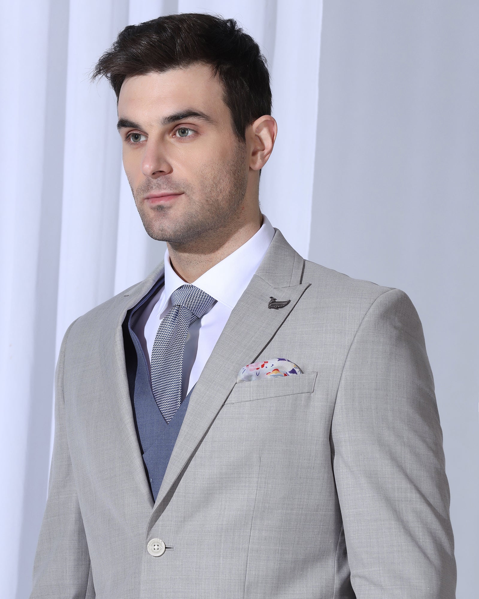 Three Piece Grey Solid Formal Suit - Oden - Image 4