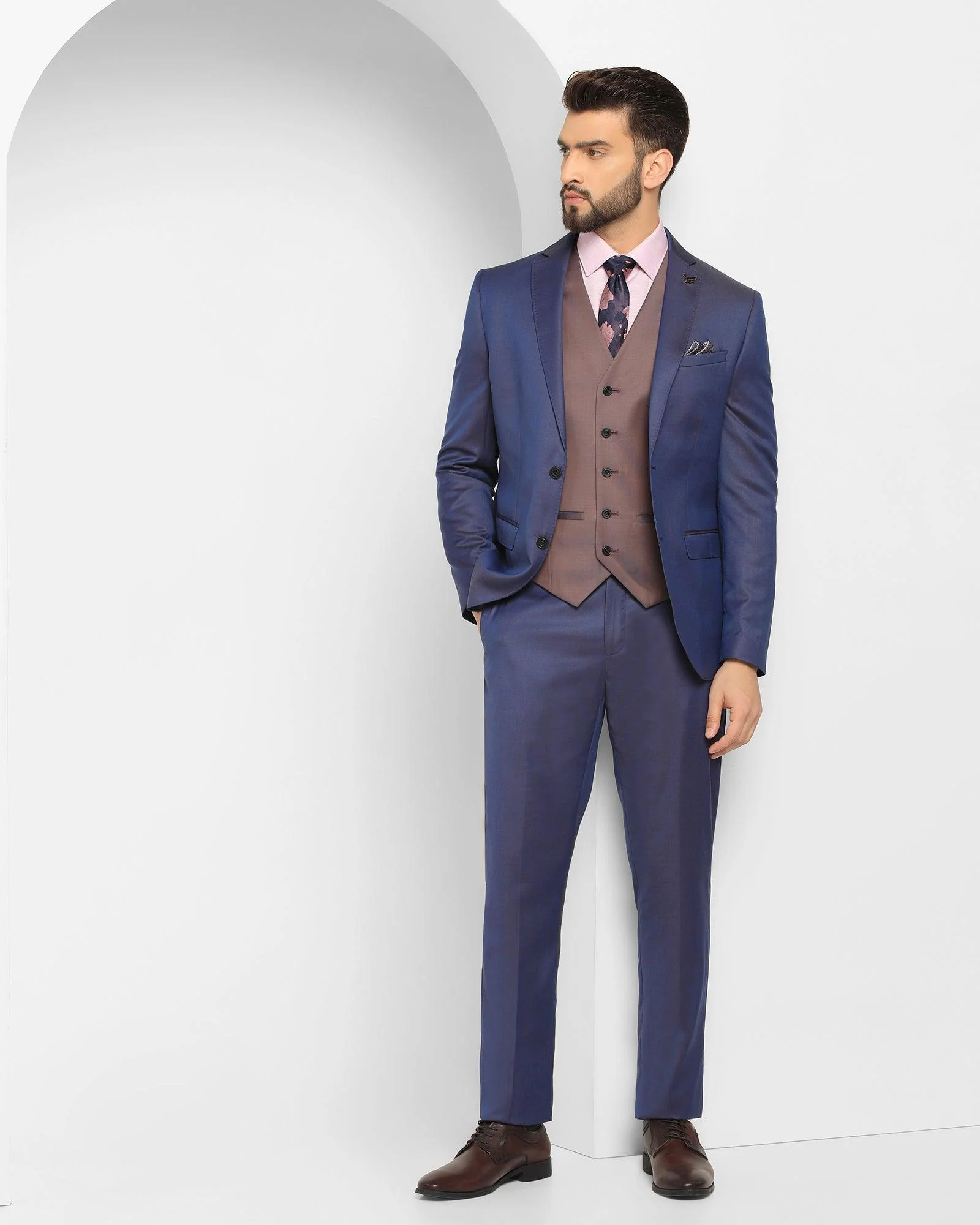 Luxe Three Piece Navy Textured Formal Suit - Jade - Image 3