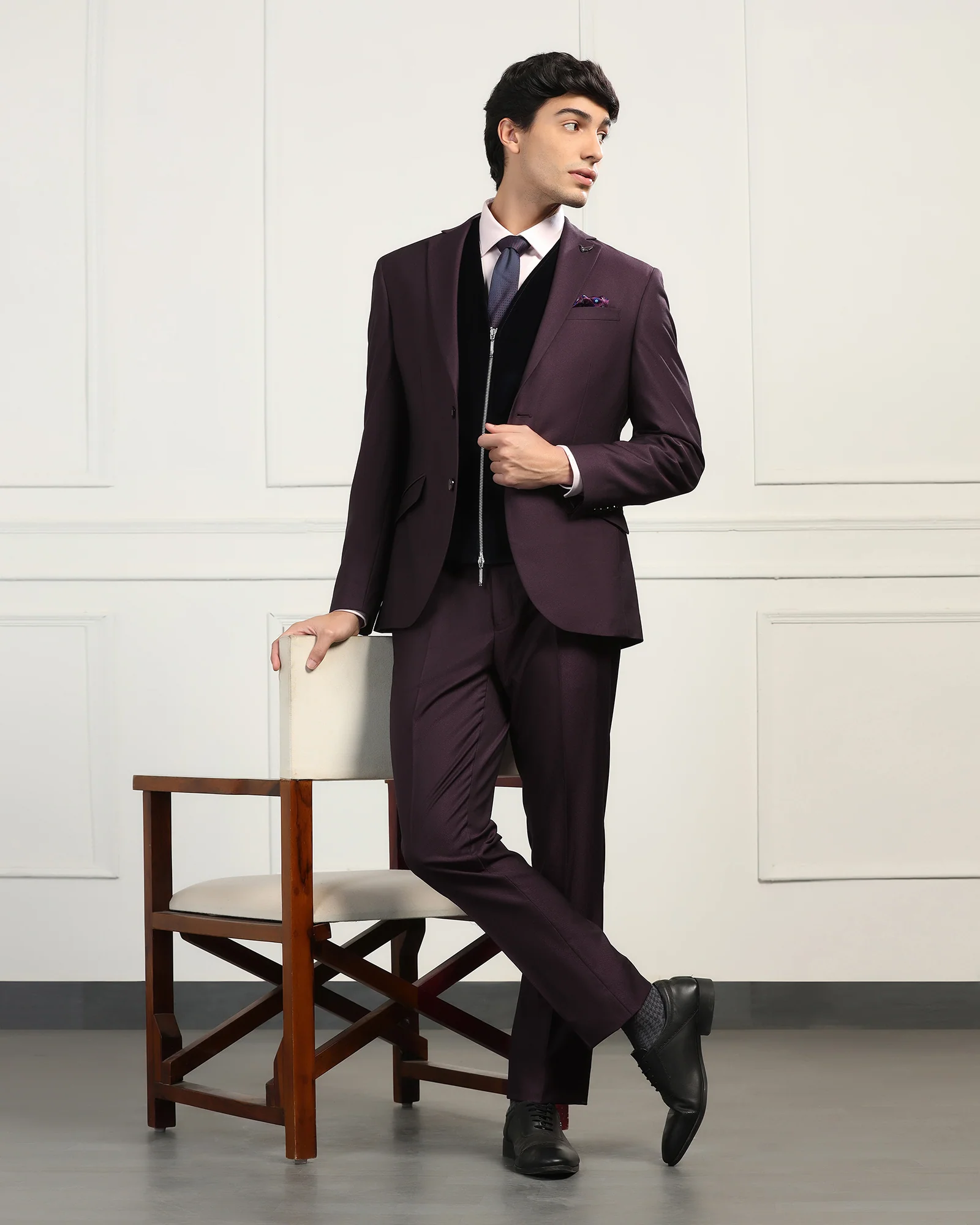 Three Piece Wine Textured Formal Suit - Inigo - Image 7