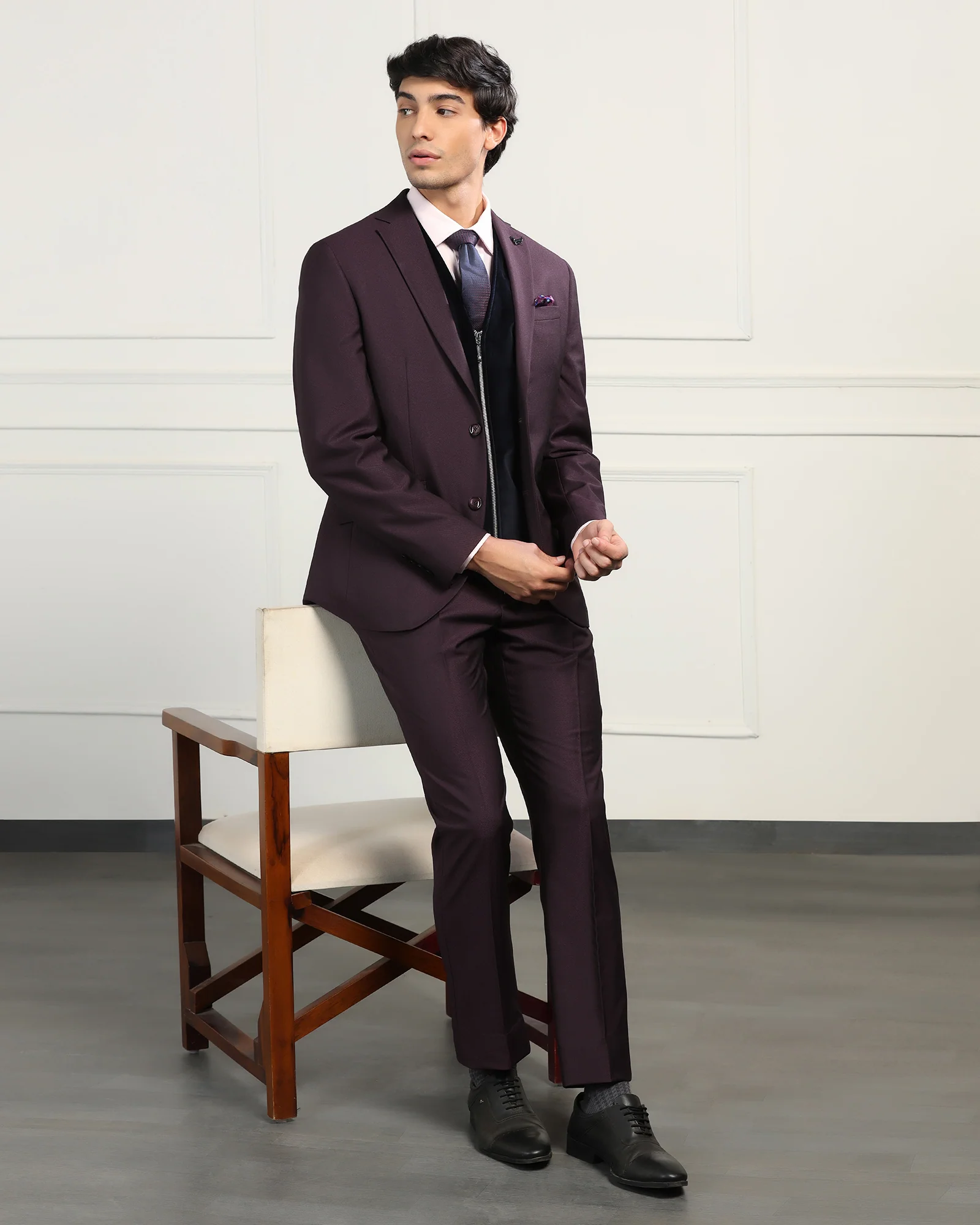 Three Piece Wine Textured Formal Suit - Inigo - Image 9