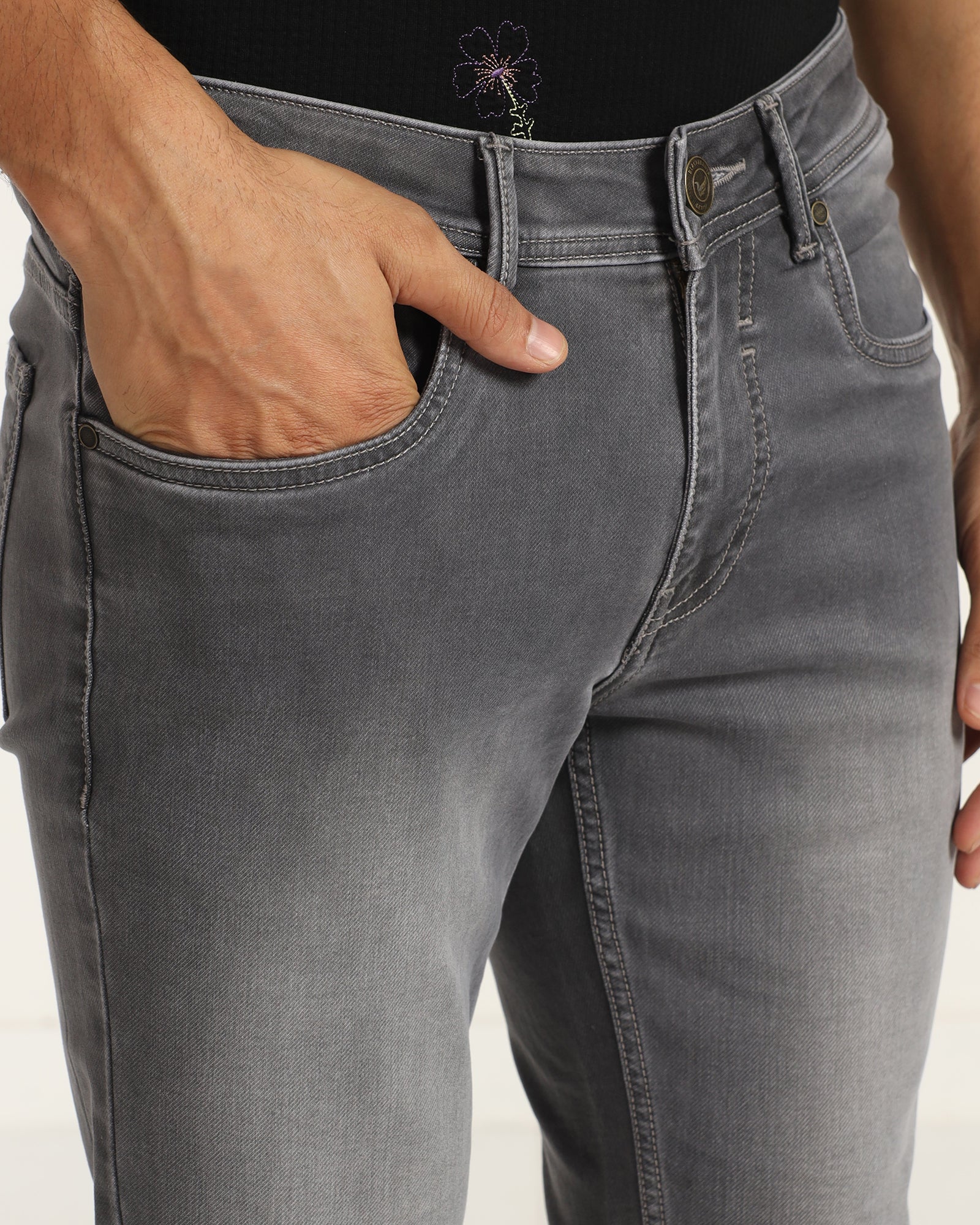 Ultrasoft Slim Comfort Buff Fit Grey Jeans - Sandro - Image 4