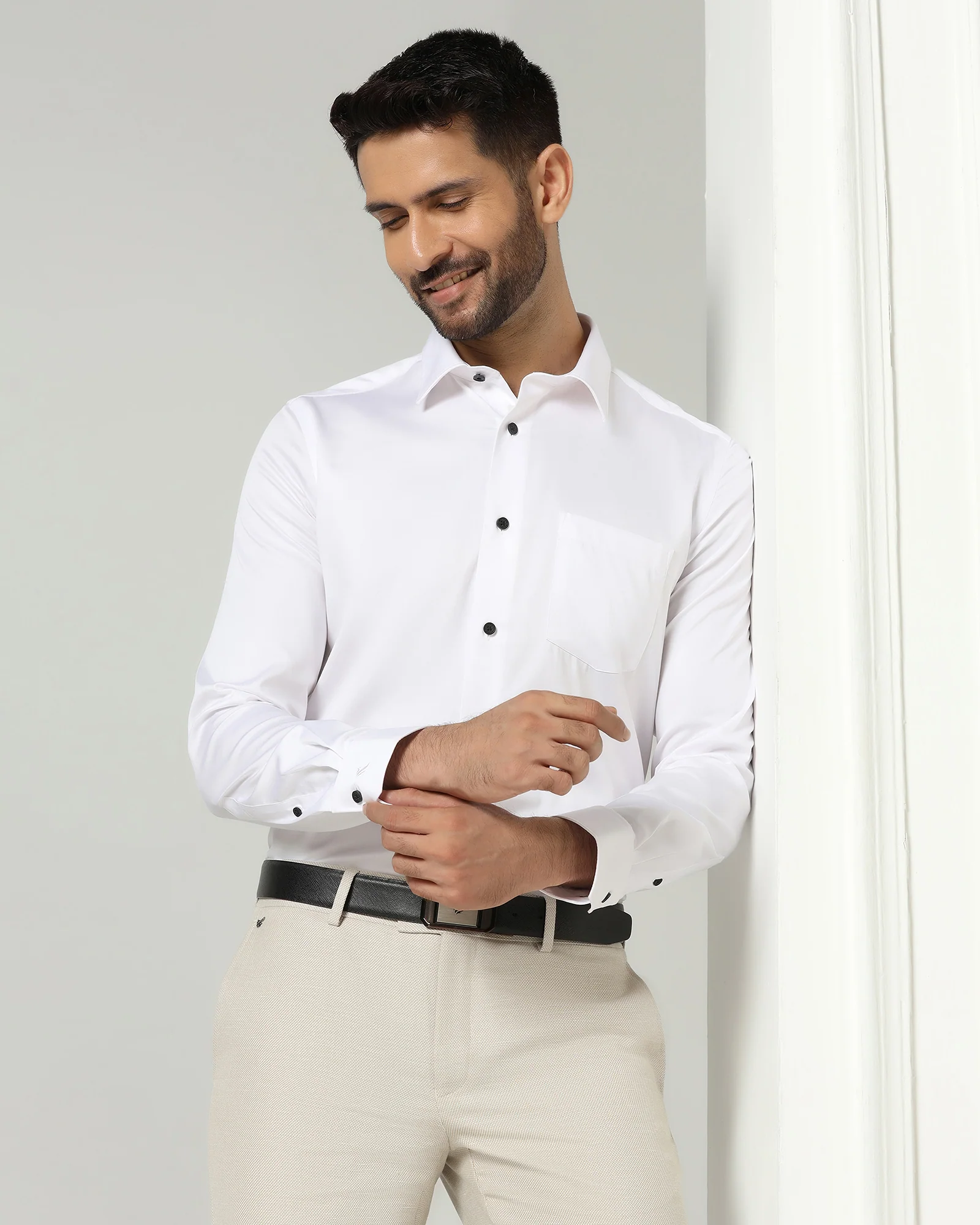 White Unwrinkle Solid Shirt - Sailor - Image 8