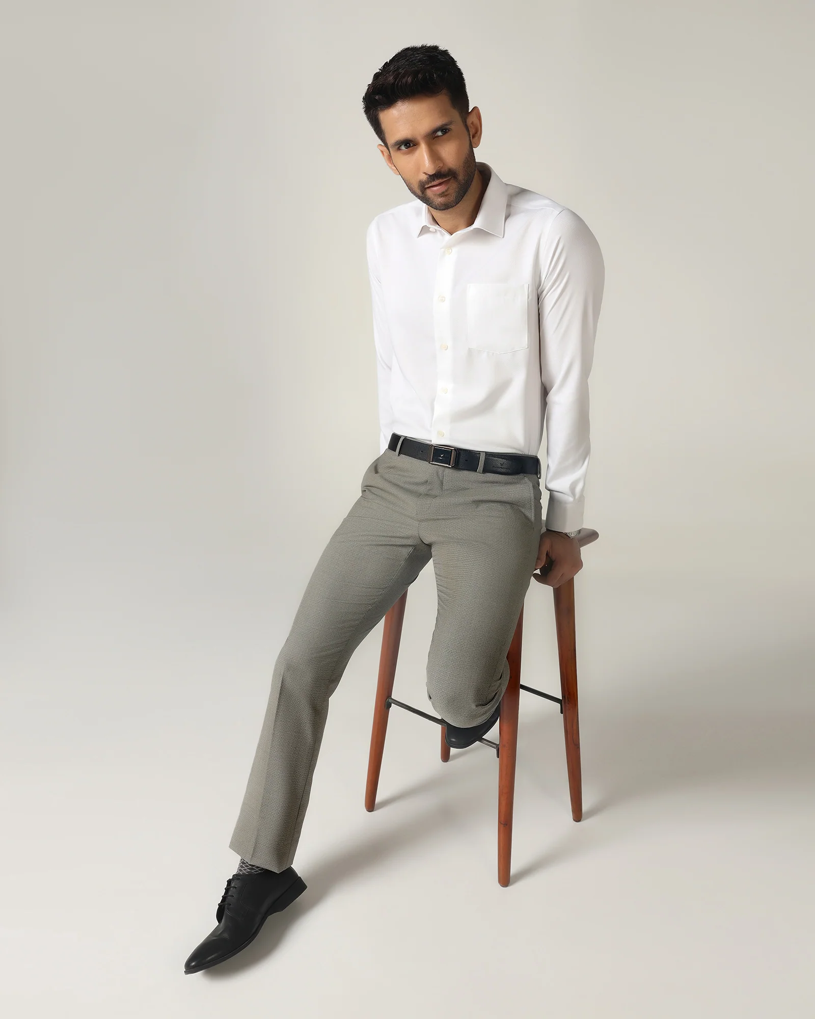 White Non Iron Textured Shirt - P31 - Image 8