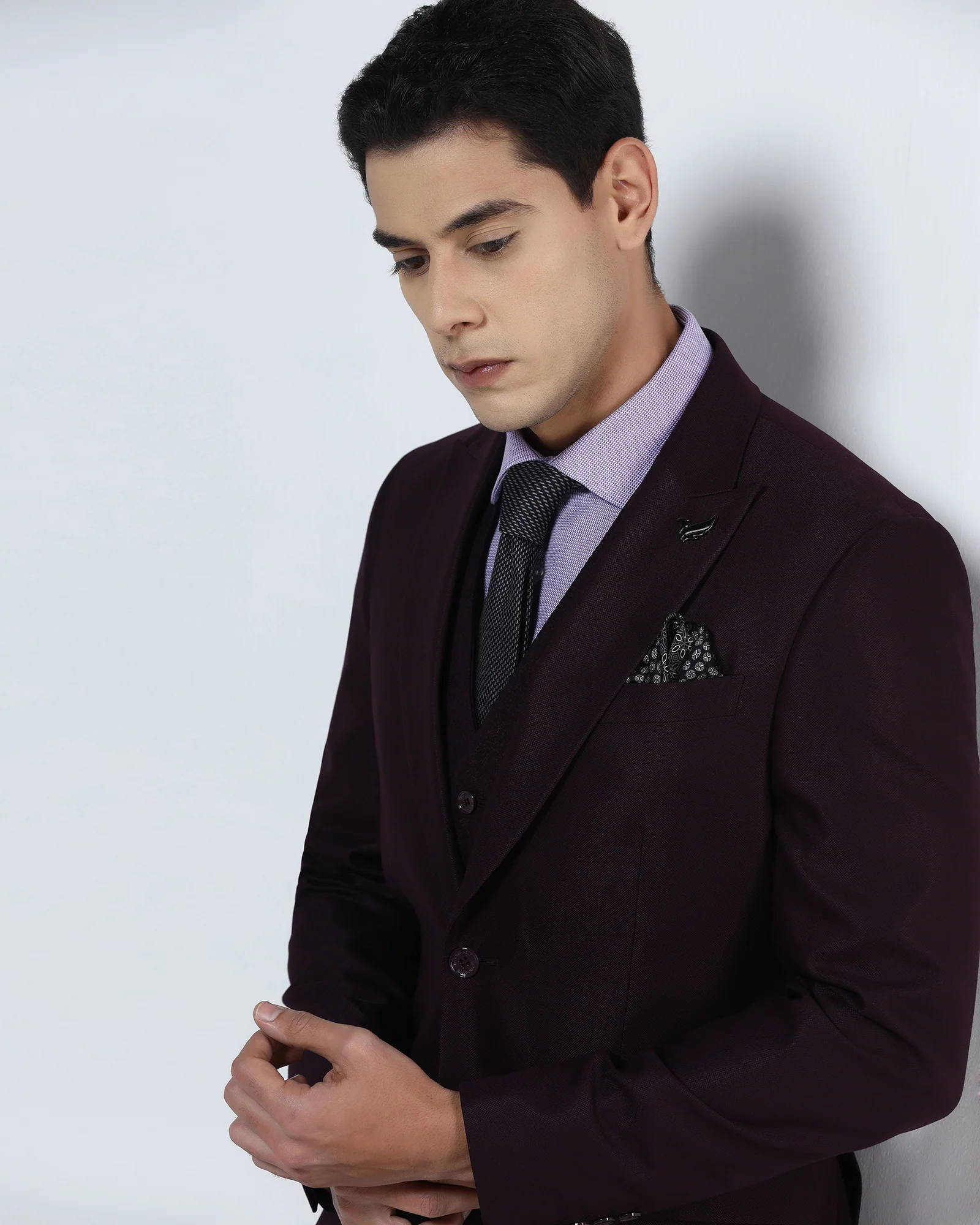 Wine Three Piece Textured Suit - Venmo - Image 4