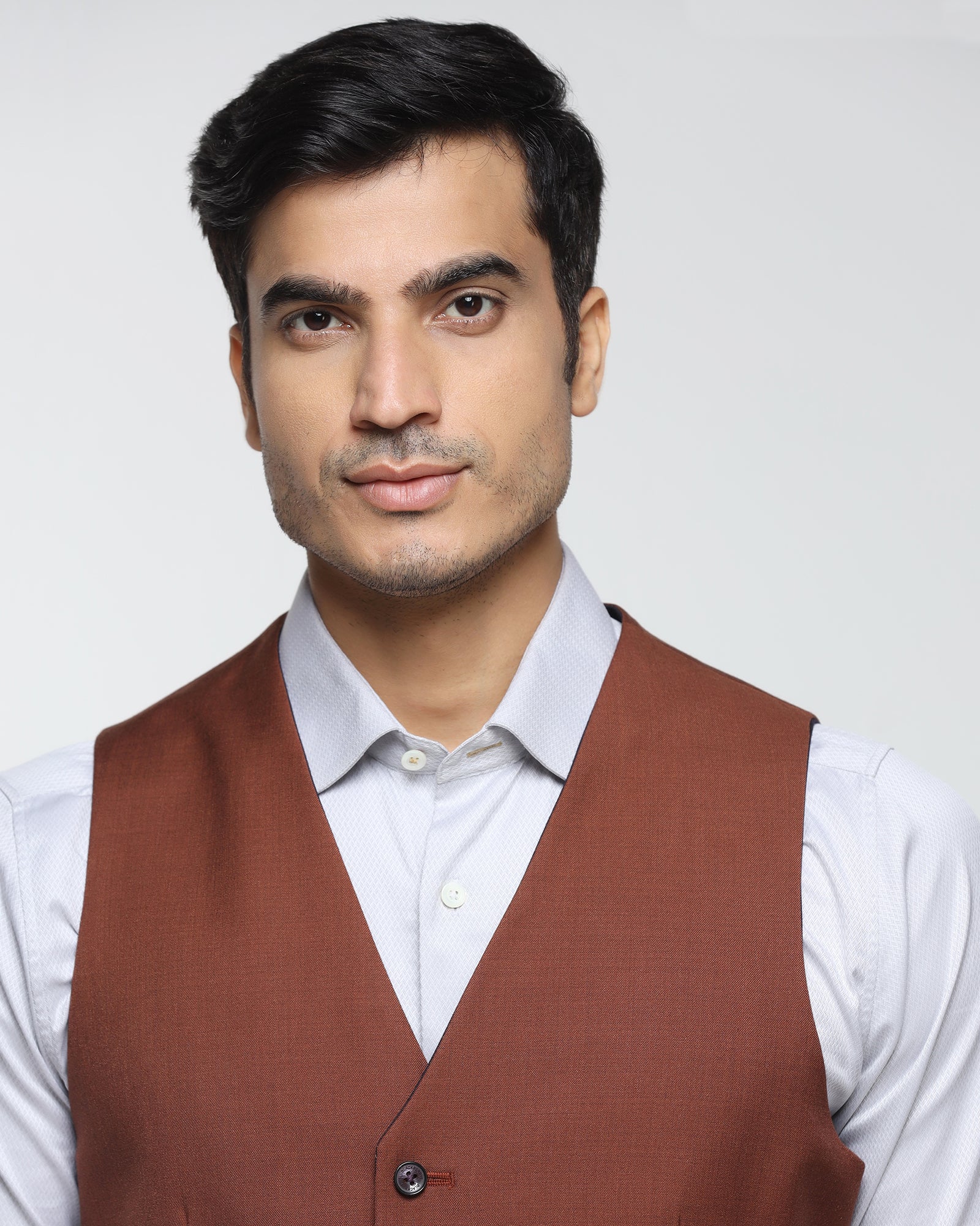 Wine V-Neck Solid Waistcoat - Oslo - Image 6